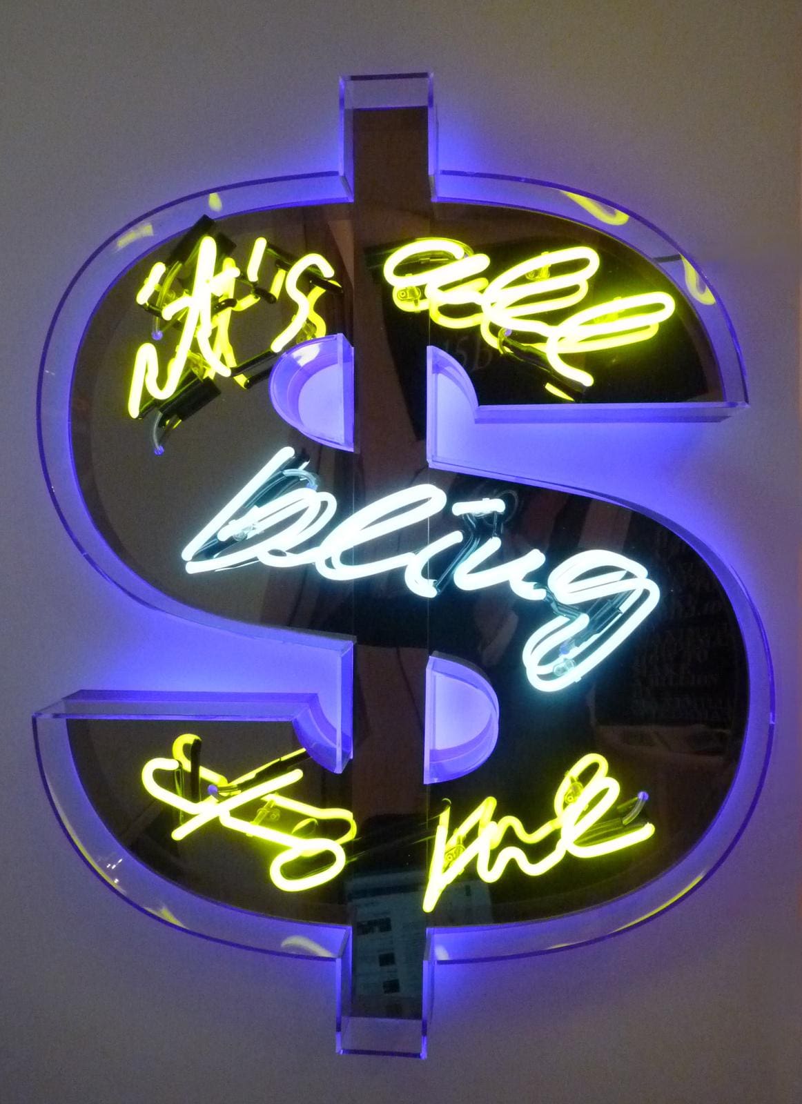 Maximilian Wiedemann – Lampe néon « It’s all bling to me »