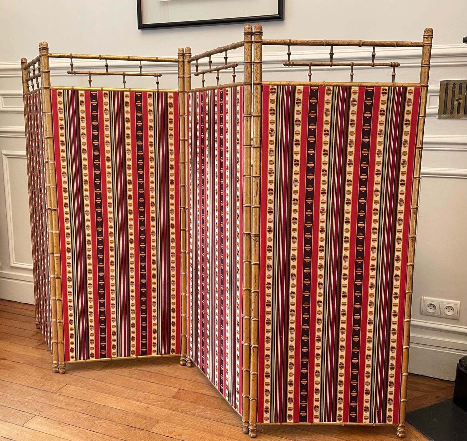 Rare Paravent Napoléon III en Bois Doré – Madeleine Castaing (19ème Siècle)