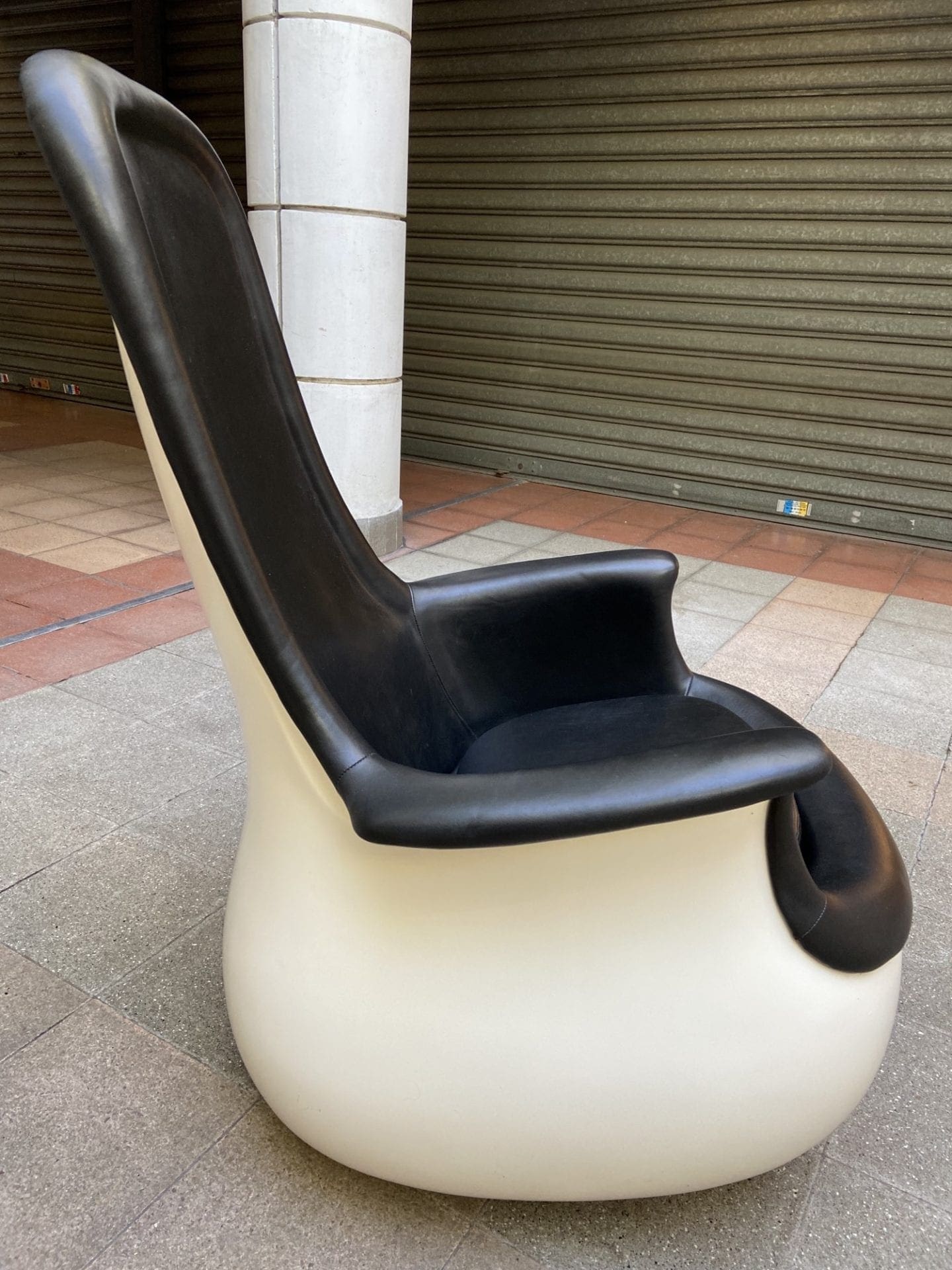 Marc Held  – Fauteuil Culbuto – Knoll