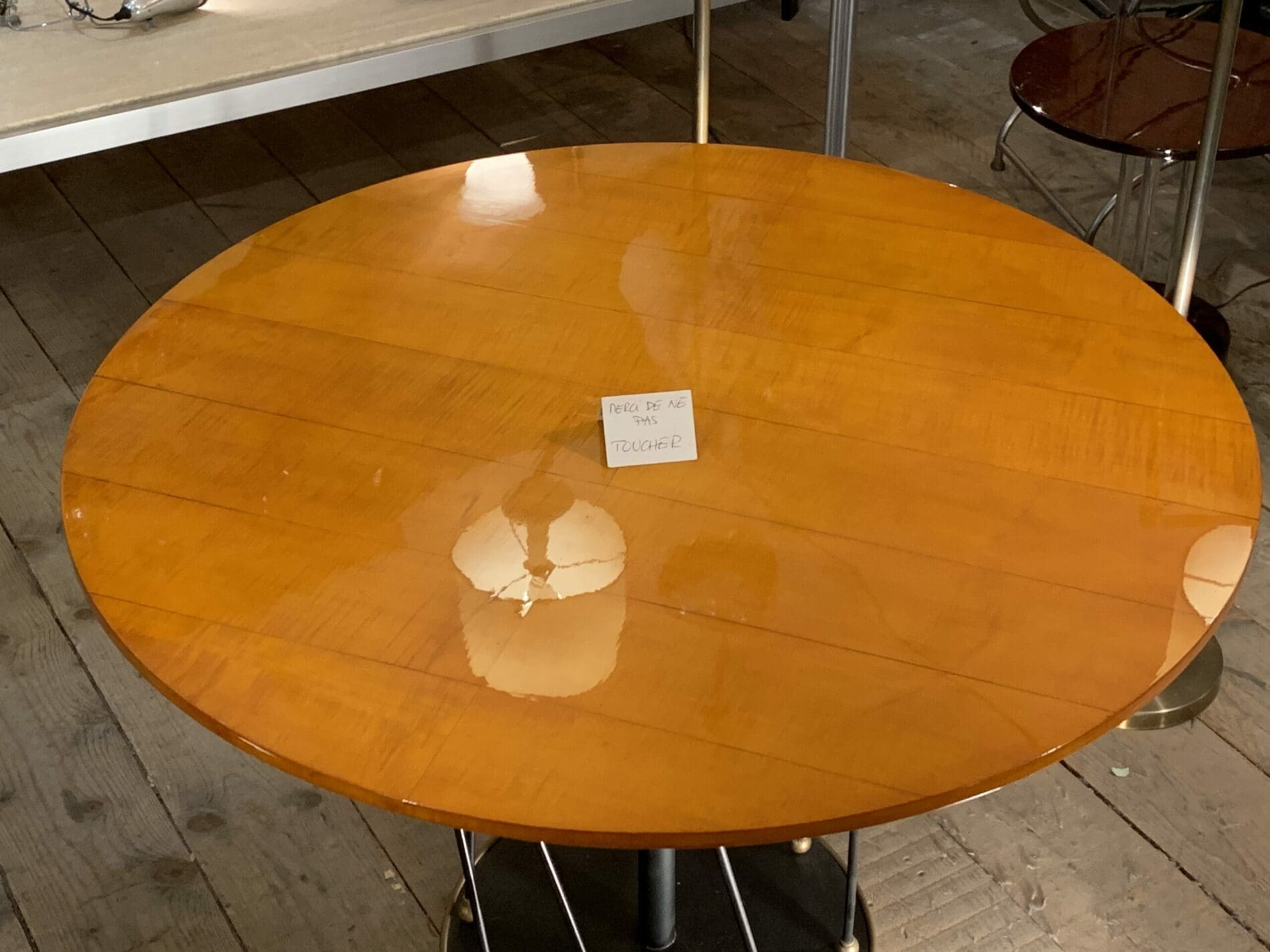 Martin et Guénier – Table basse ou haute  Sycomore
