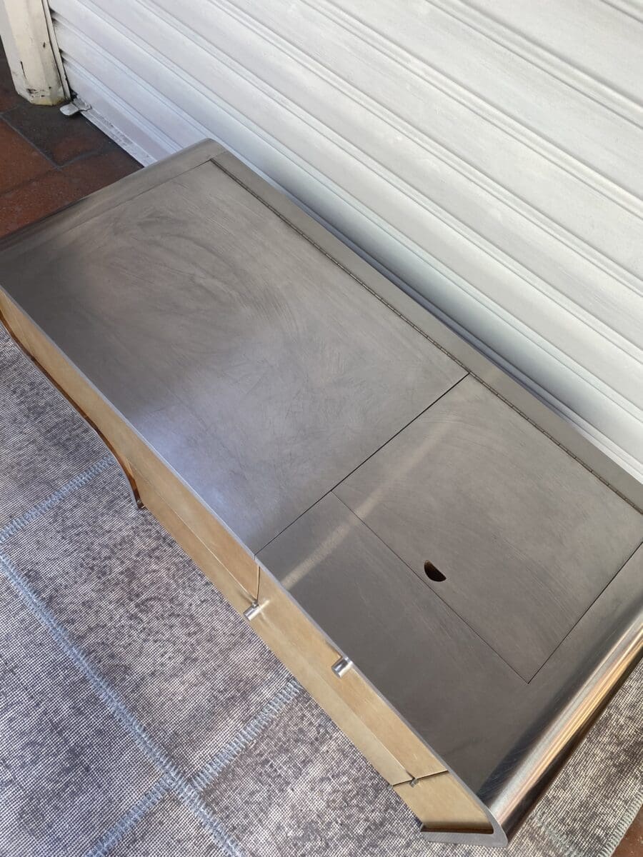 Meuble télé et rangement de commande – Travail français