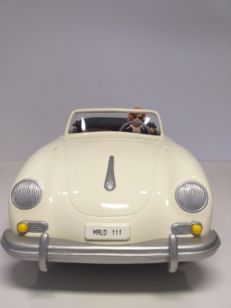 Michel Aroutcheff –  » Dottie dans sa Porsche  » 356 cabriolet