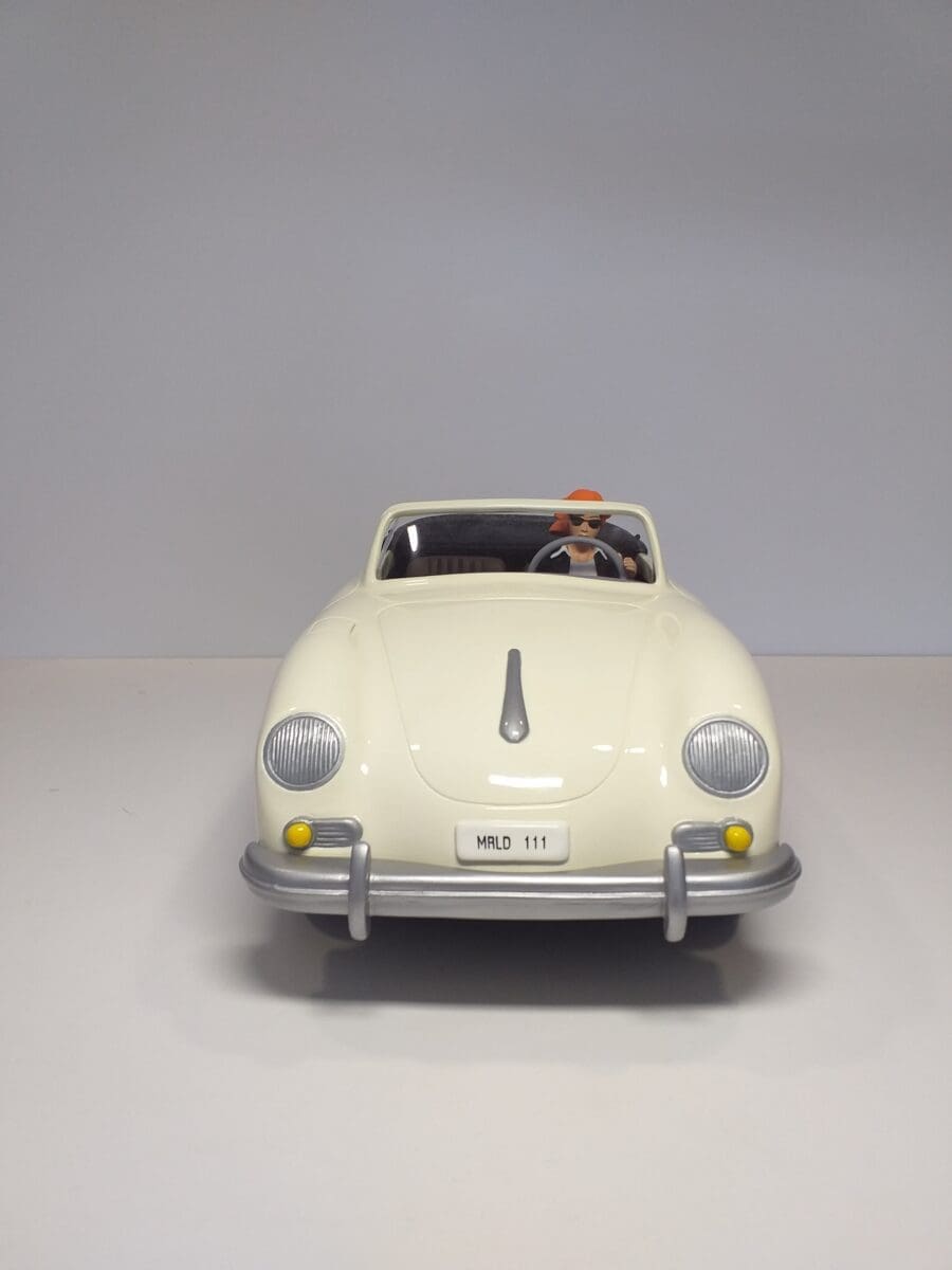 Michel Aroutcheff –  » Dottie dans sa Porsche  » 356 cabriolet