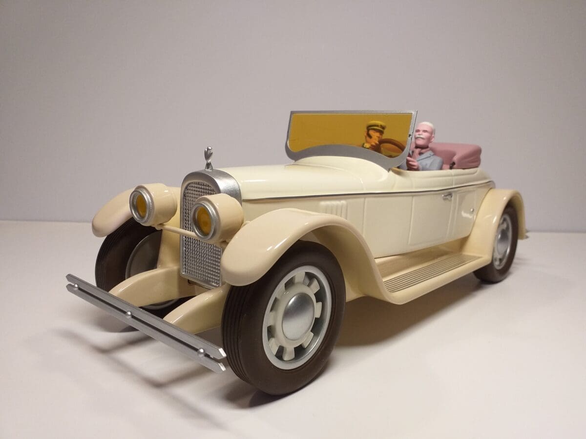 Michel Aroutcheff – « Corto Maltese » : Voiture en résine, bois et métal