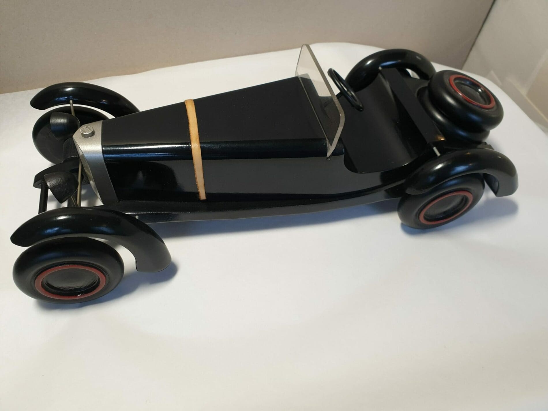 Michel Aroutcheff pour Vilac – Voiture  » Mercedes SSKL 1931 « 