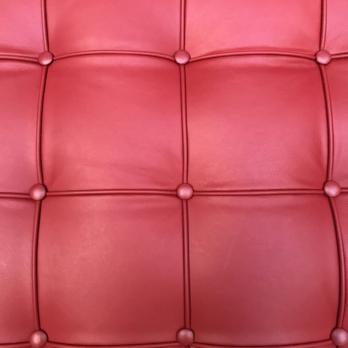 Mies VAN DER ROHE – Daybed Barcelona Rouge, 2015