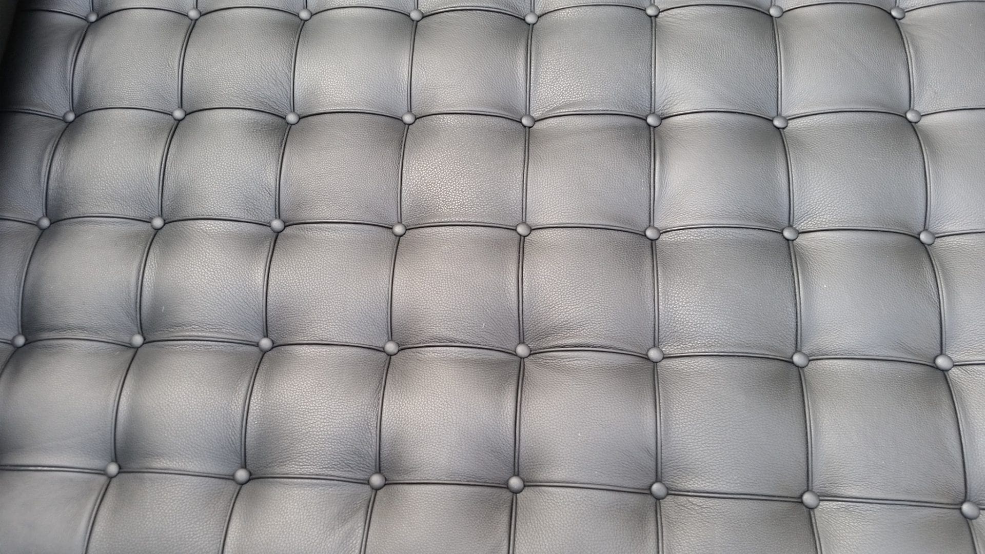 Daybed Barcelona par Mies van der Rohe