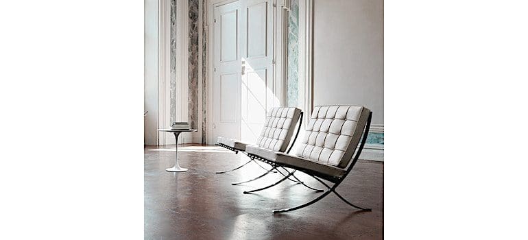 Mies Van der Rohe et Lily Reich –  Paire de Fauteuils Barcelona Occasion – ivoire