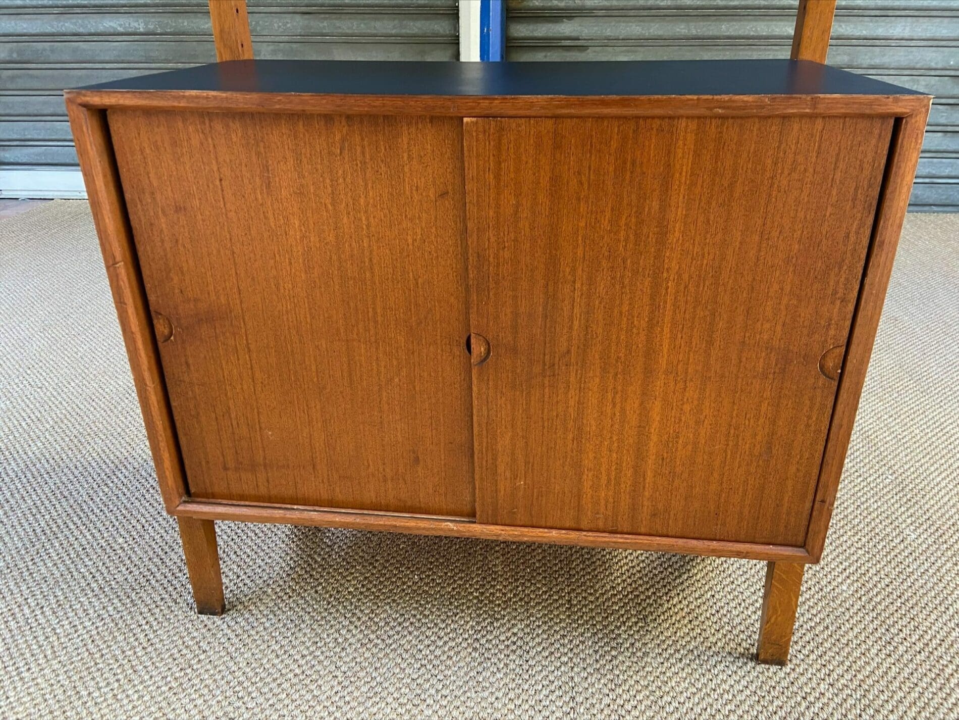 Étagère Vintage Poul Cadovius en Teck avec Accents en Mélamine Bleu Nuit – Circa 1968