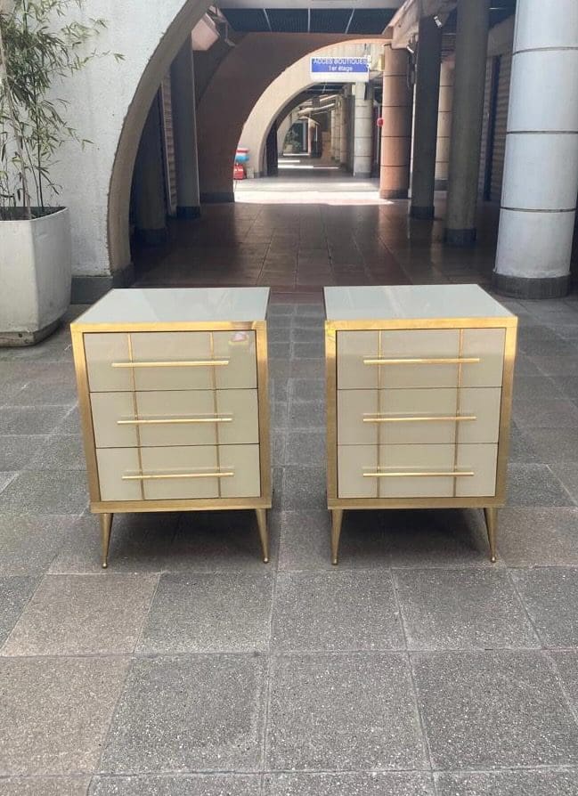 Paire de chevets blancs – Italie du nord