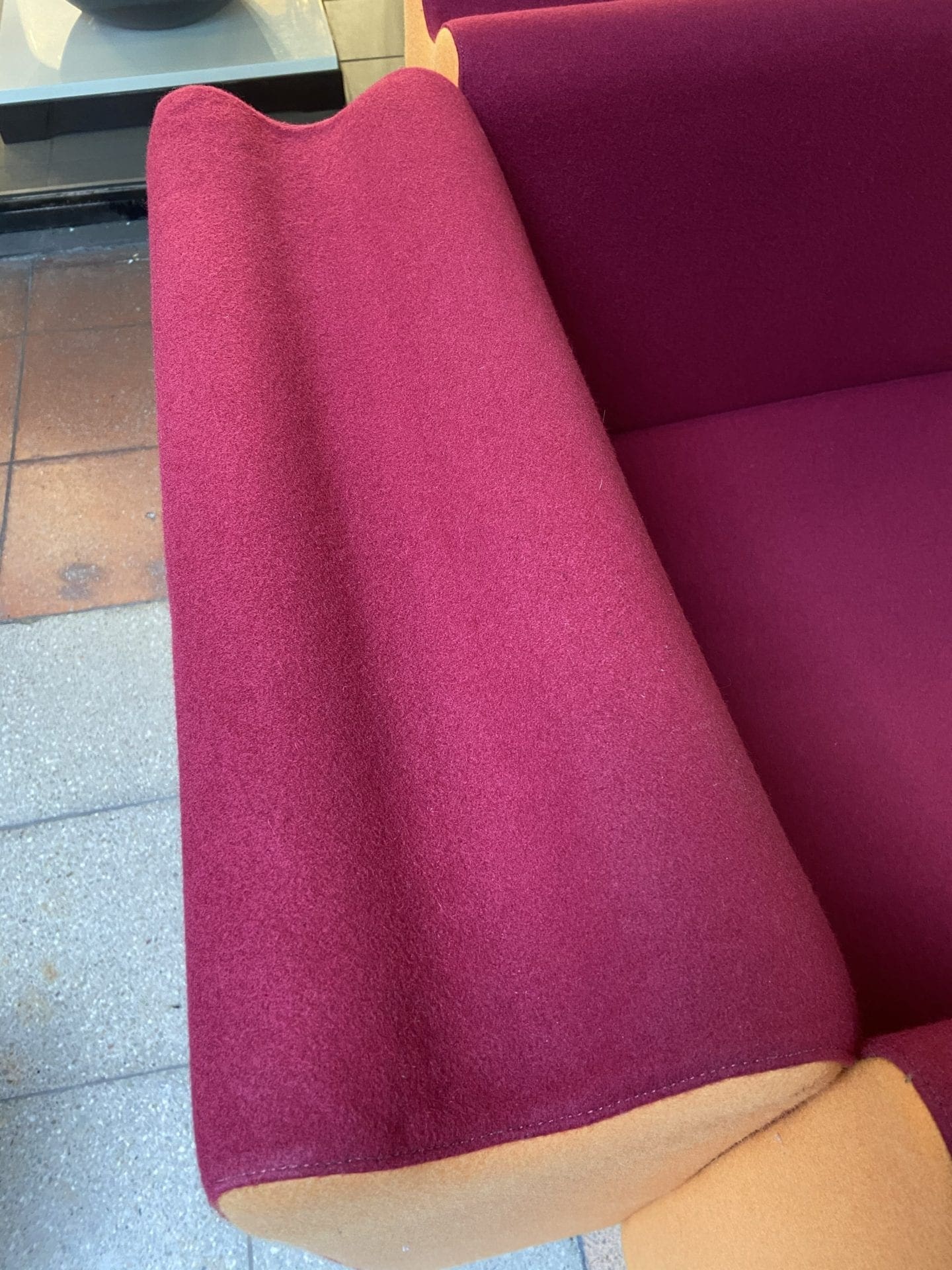 Paire de fauteuils – Design et fabrication Moroso