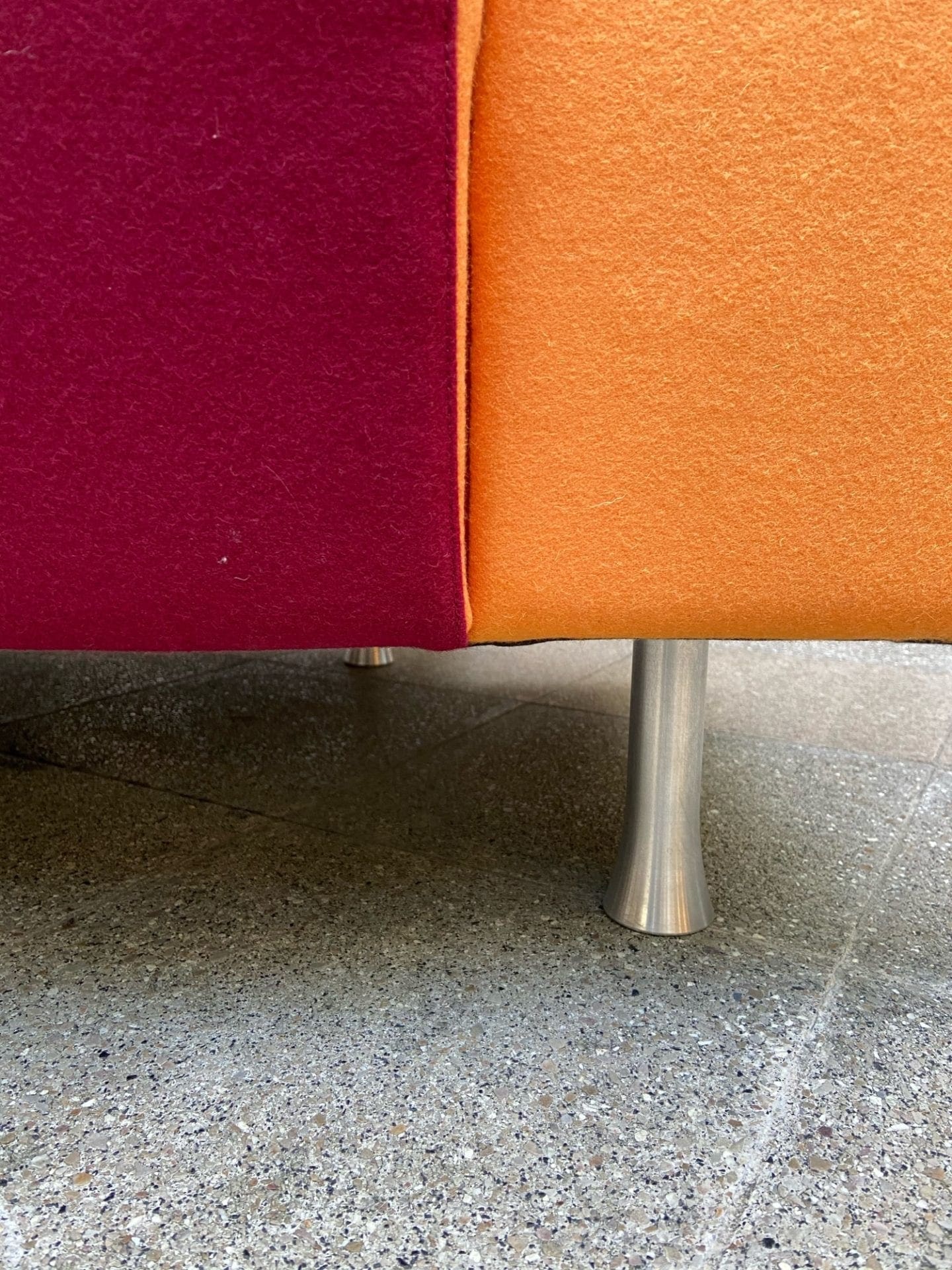 Paire de fauteuils – Design et fabrication Moroso