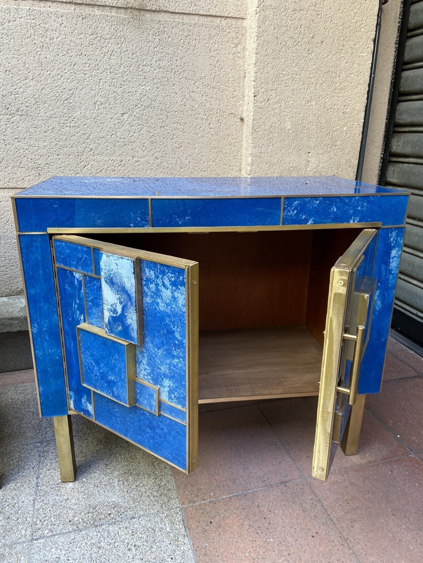 Paire de petits buffets / chevets 2 portes