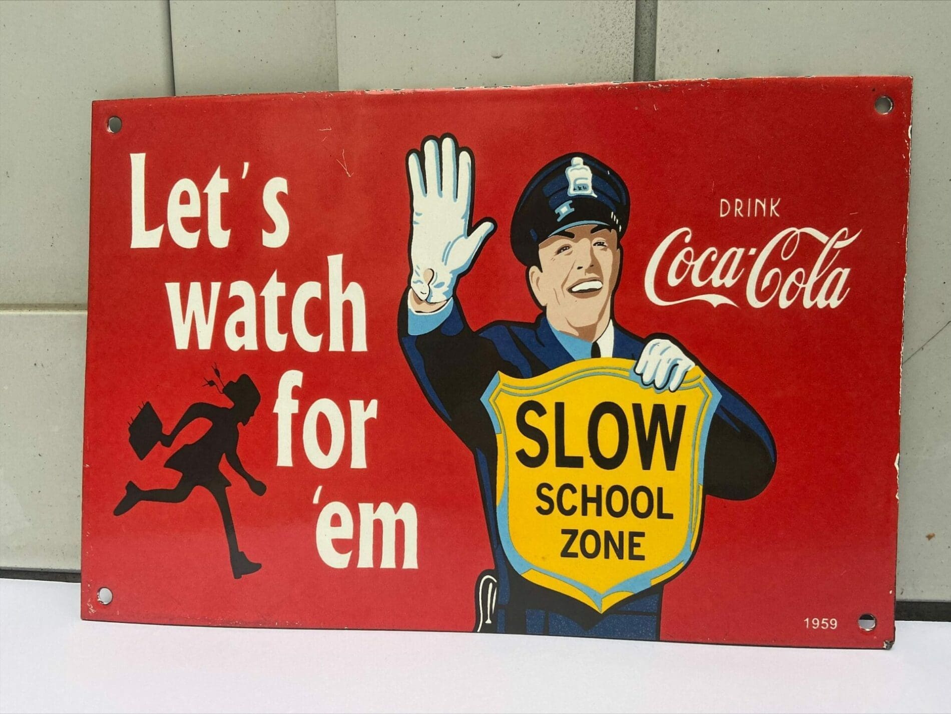Pancarte « Slow school zone » – Coca-Cola x trafic Cop