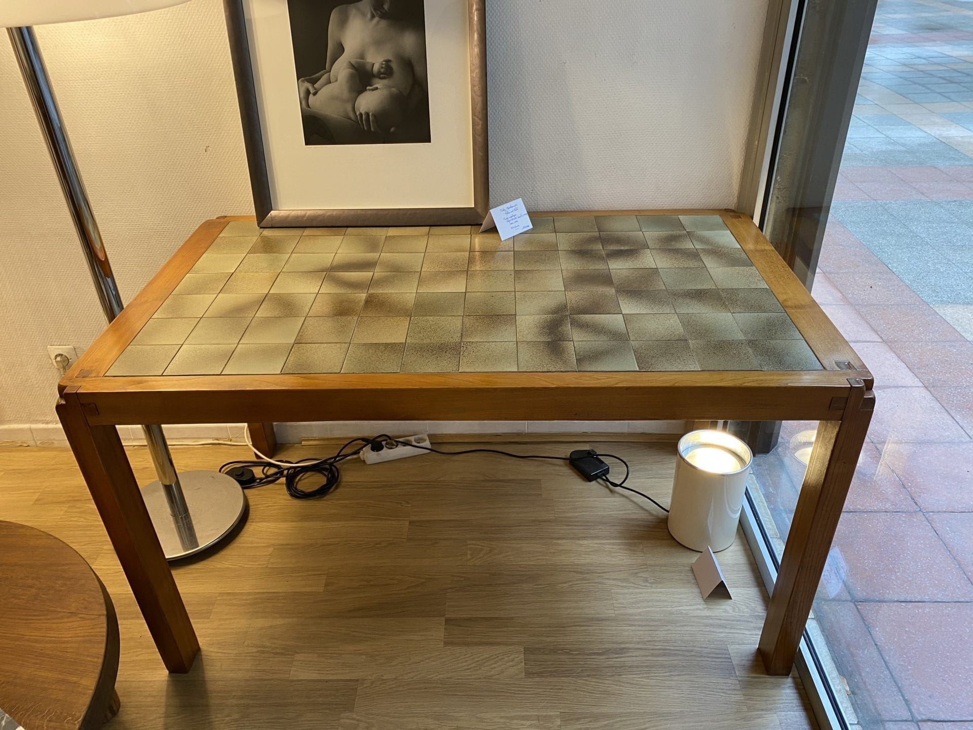 Table T18 par Pierre Chapo – Design Authentique en Orme et Céramique, 1972