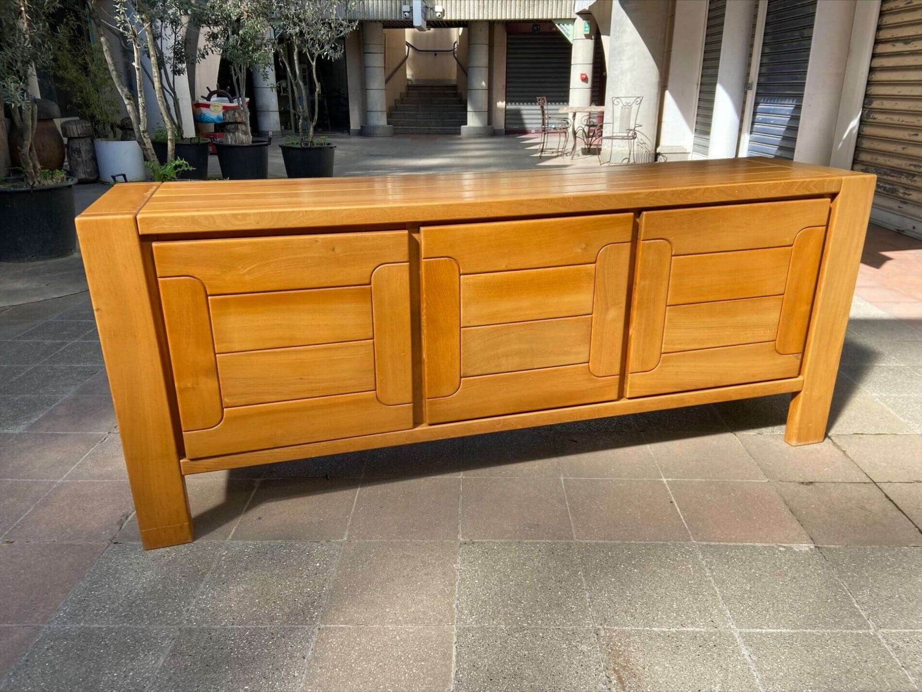 Pierre Chapo pour Regain – Enfilade
