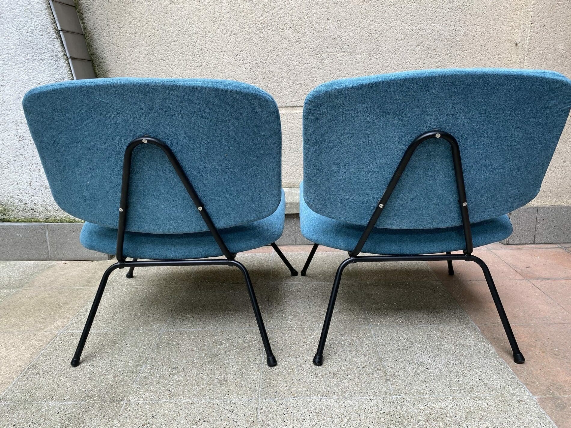 Paire de chauffeuses modèle CM190 par Pierre Paulin, édition Thonet, vers 1960