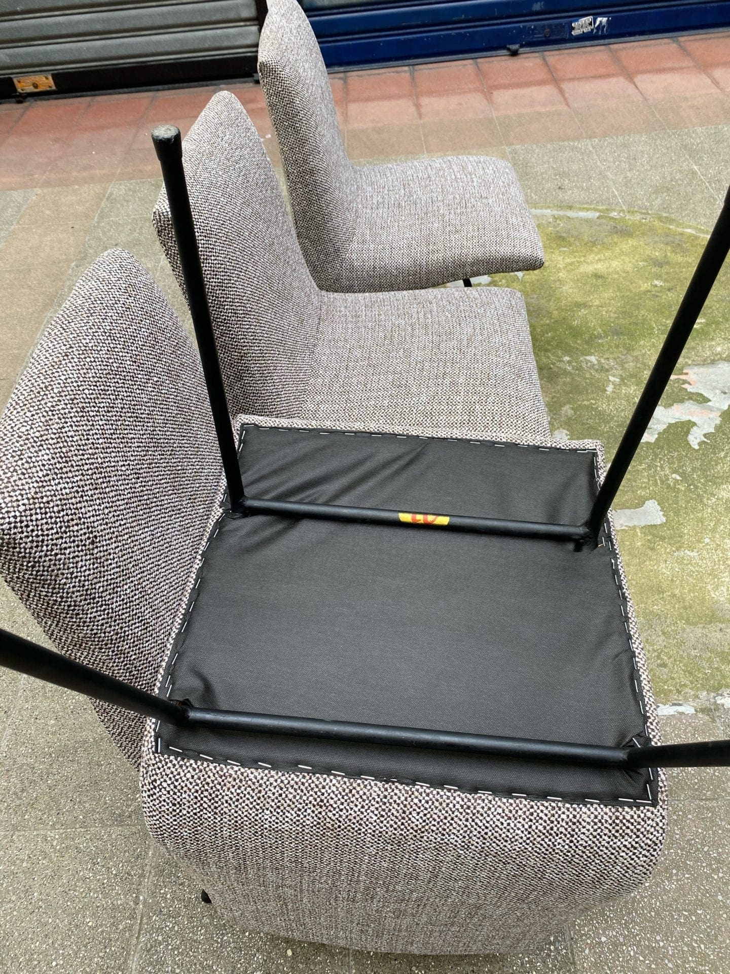 Pierre Paulin – Série de 4 chaises modèle CM145