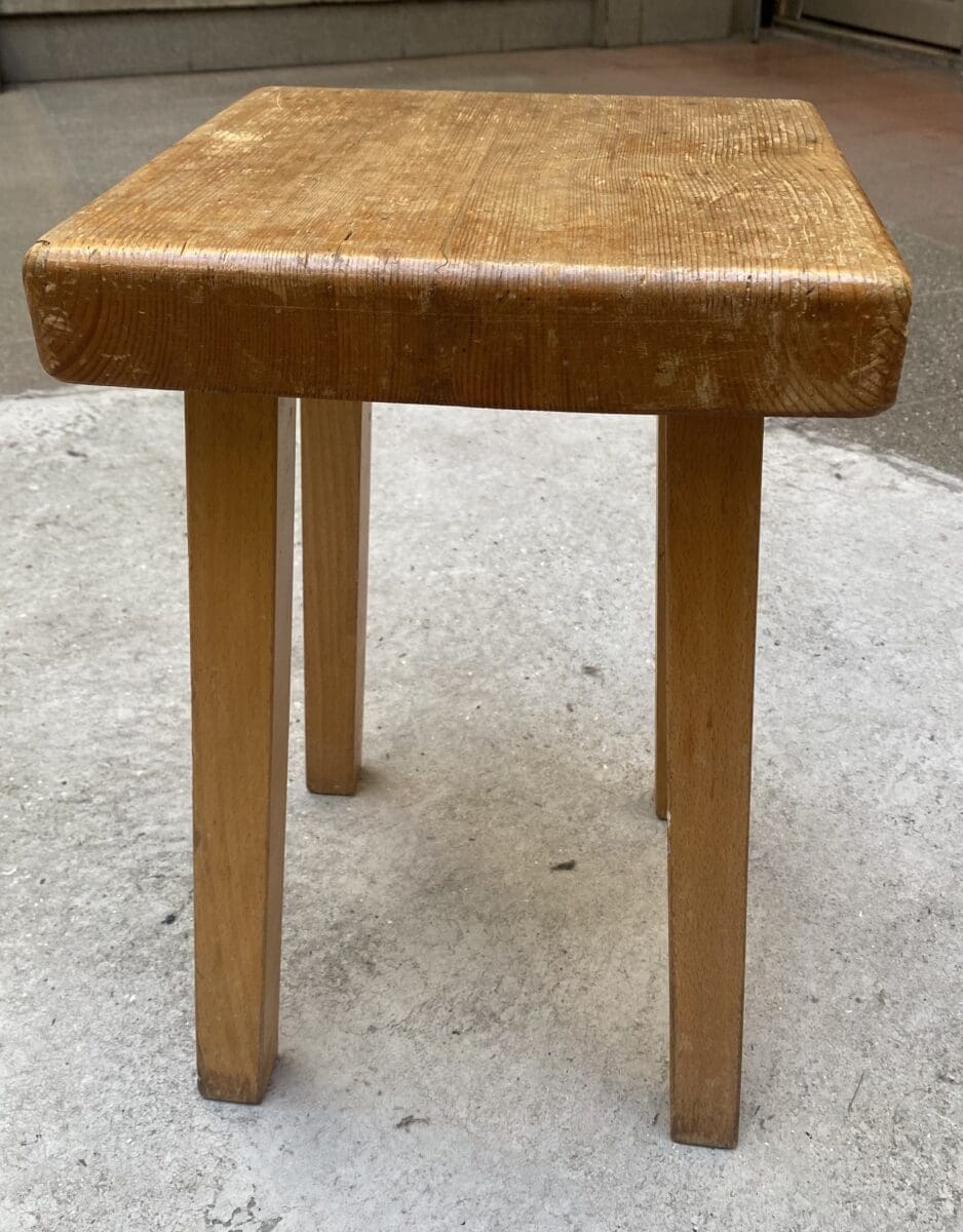 Tabouret Perriand – Tabouret en bois de pin Occasion