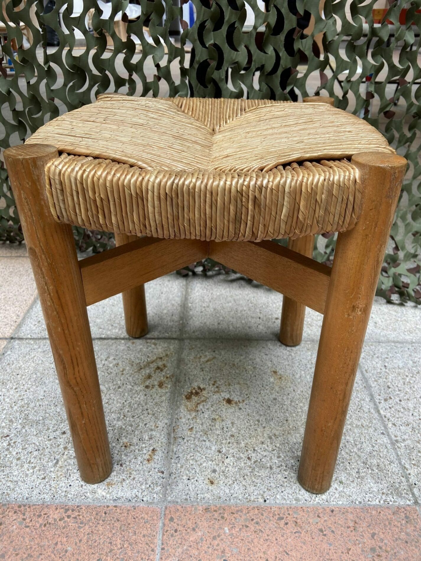 Charlotte Perriand – Tabouret dit Meribel