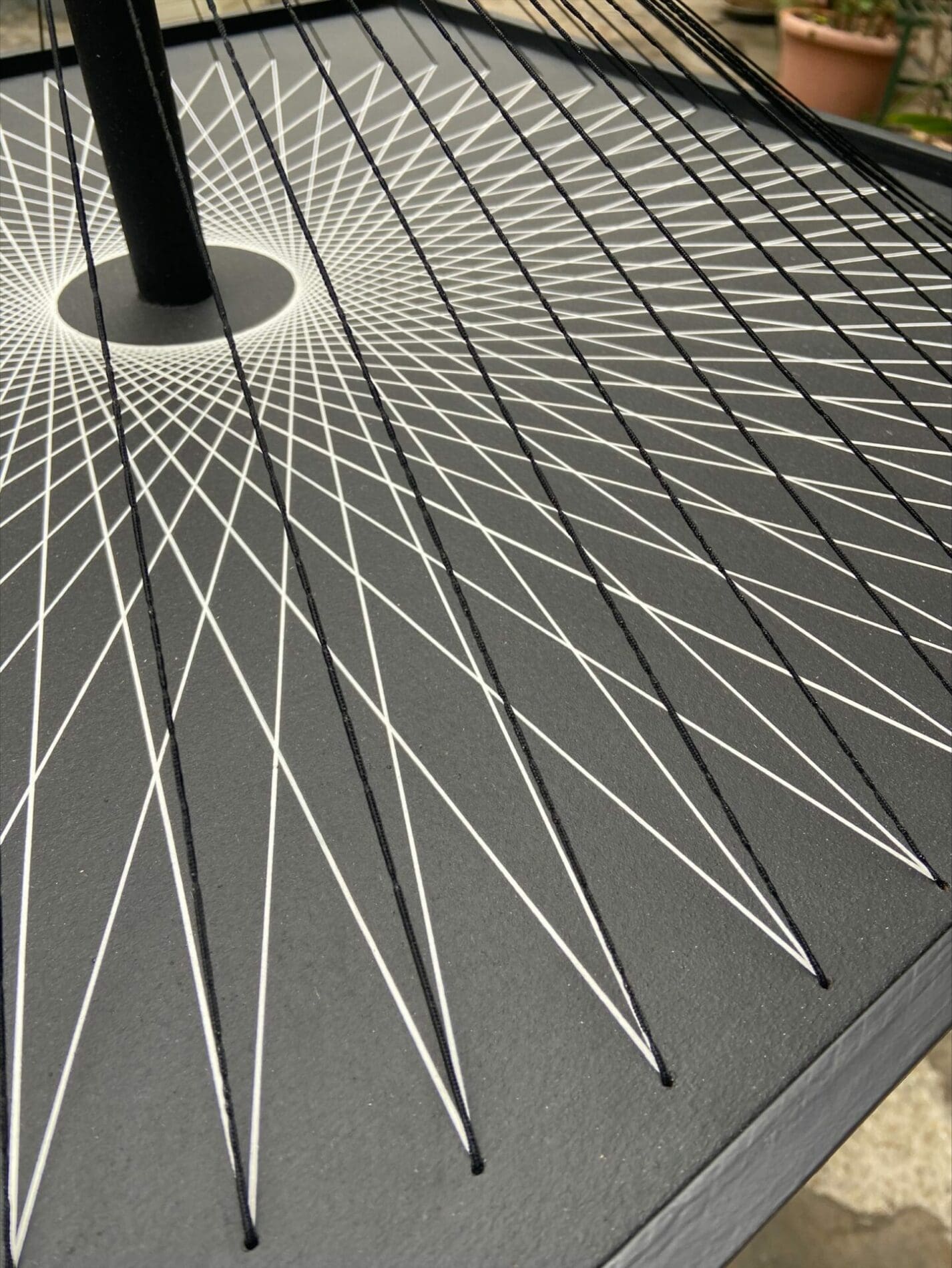 Yvaral (Jean-Pierre Vasarely) – Interférence C