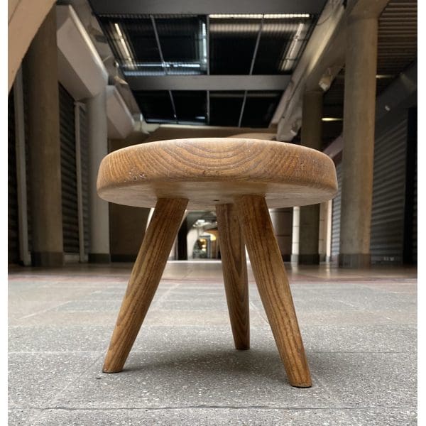 Tabouret « Berger » bas – Charlotte Perriand