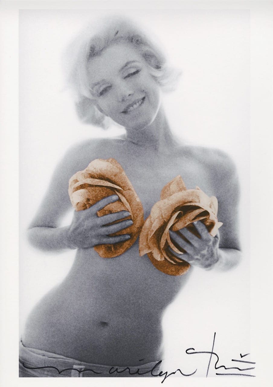 Bert Stern – Marilyn gold wink roses – 2011