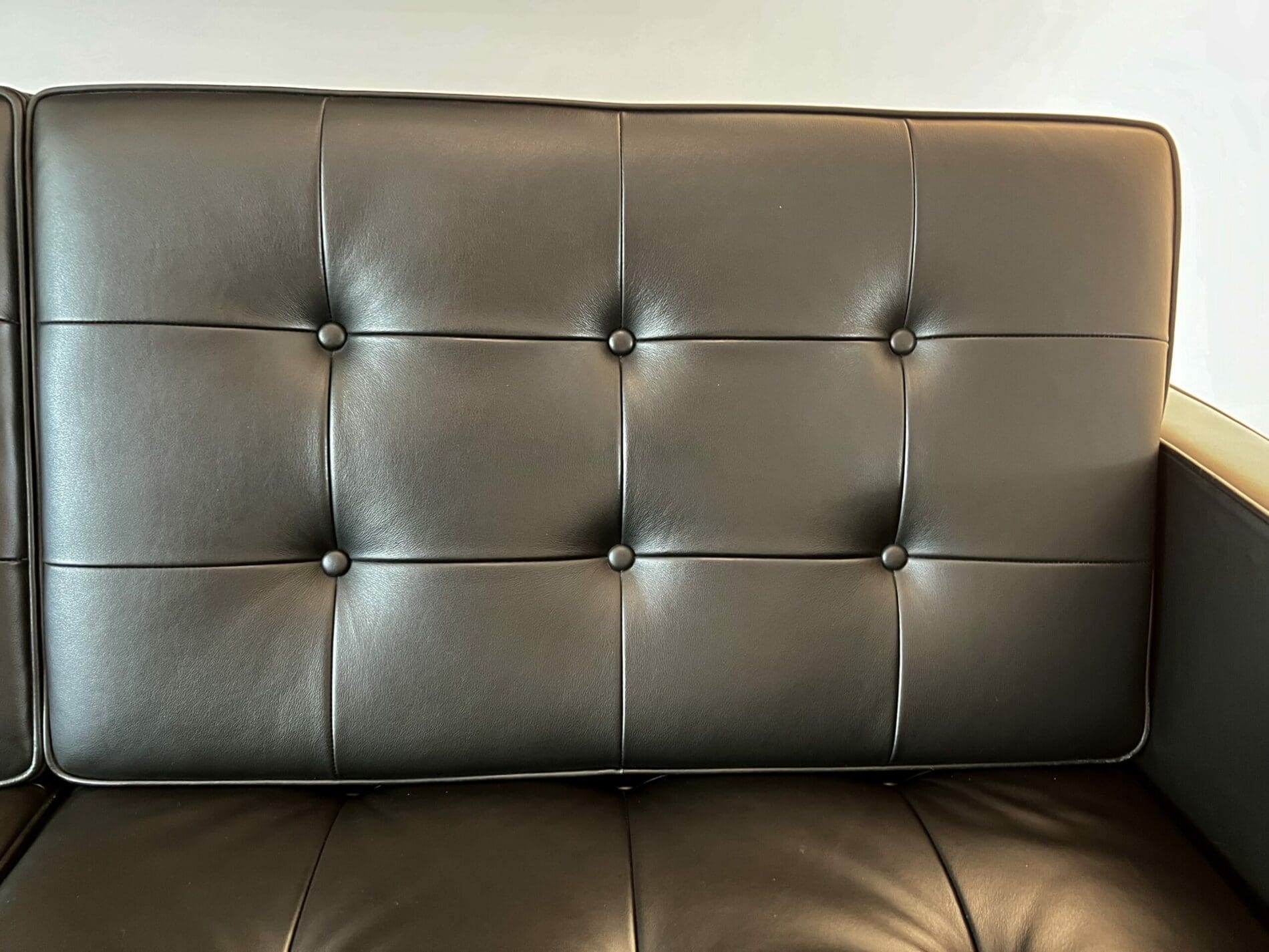 Canapé Florence Knoll en Cuir « Sabrina » Noir – Occasion Rare (2012)