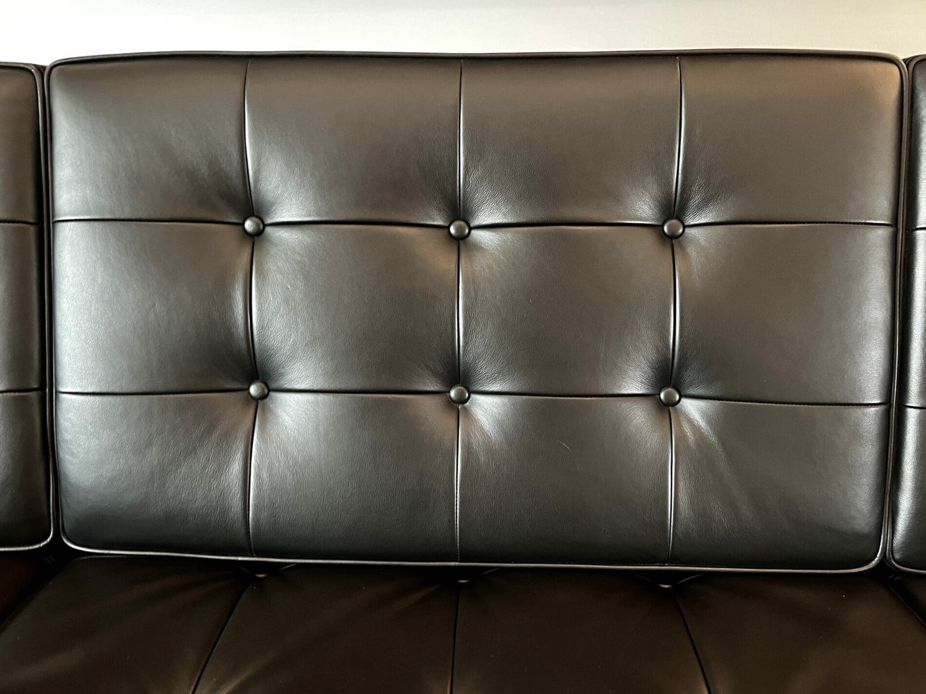 Canapé Florence Knoll en Cuir « Sabrina » Noir – Occasion Rare (2012)