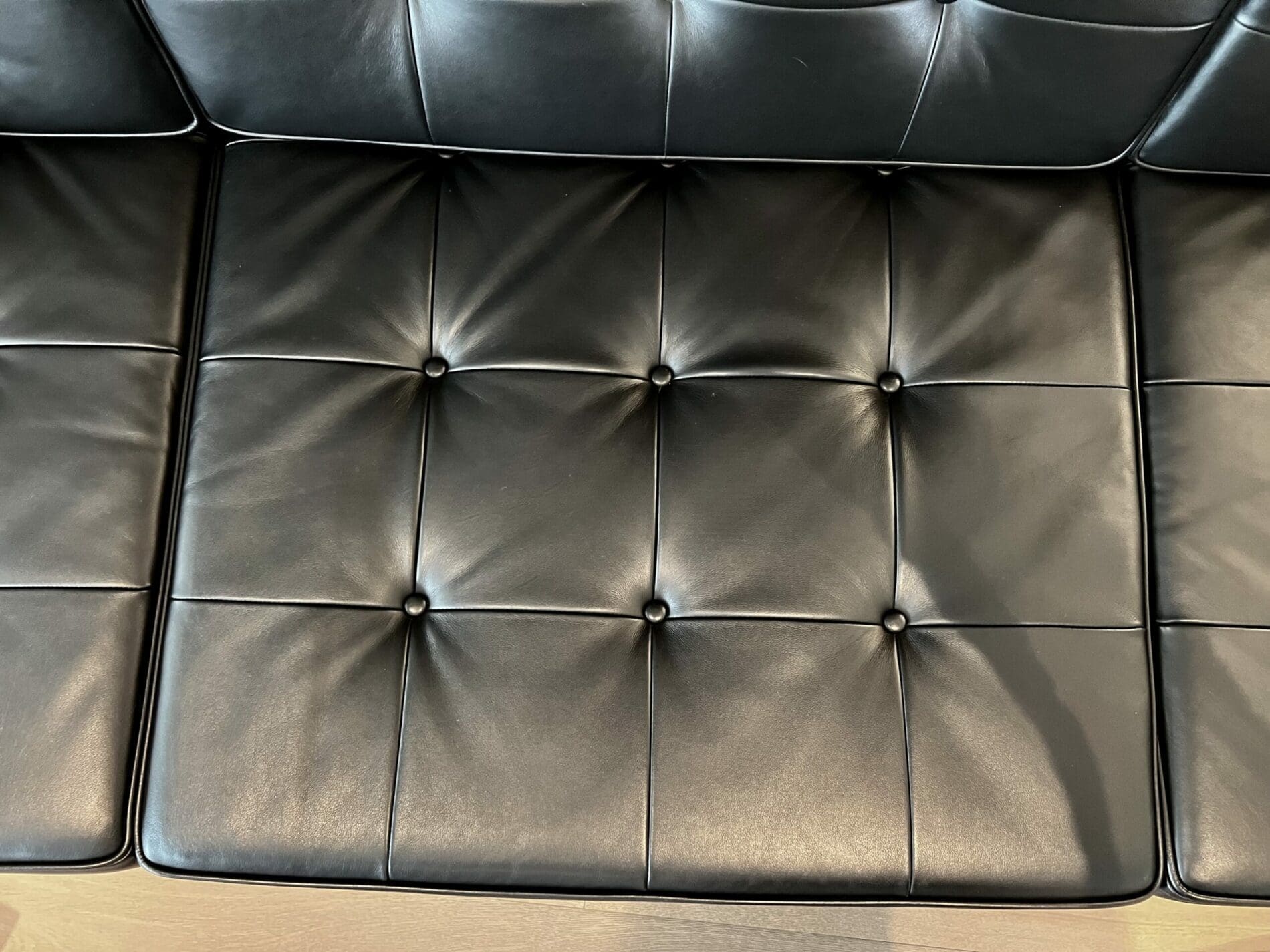 Canapé Florence Knoll en Cuir « Sabrina » Noir – Occasion Rare (2012)