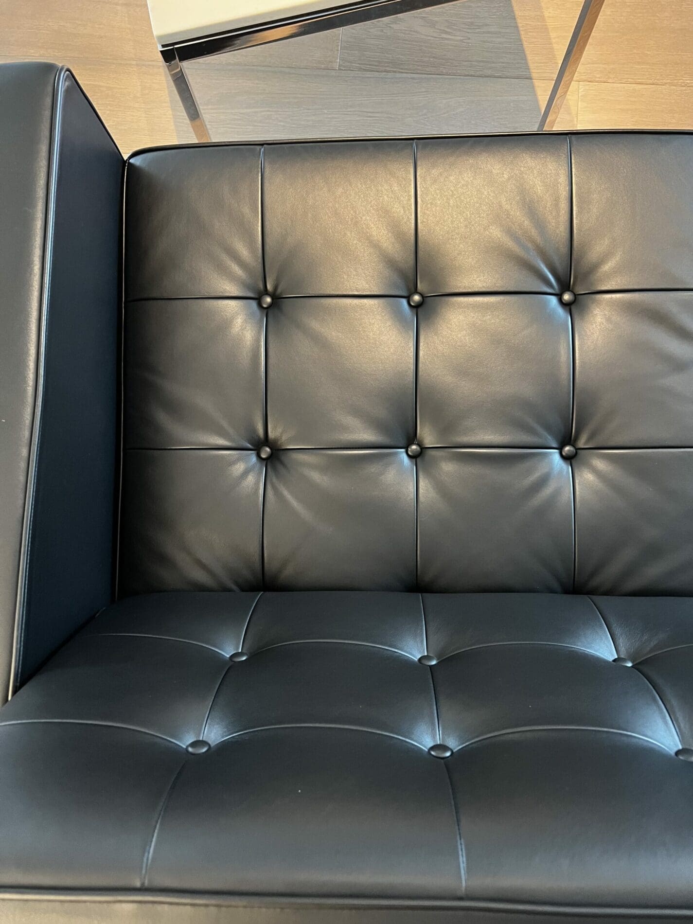 Canapé Florence Knoll en Cuir « Sabrina » Noir – Occasion Rare (2012)