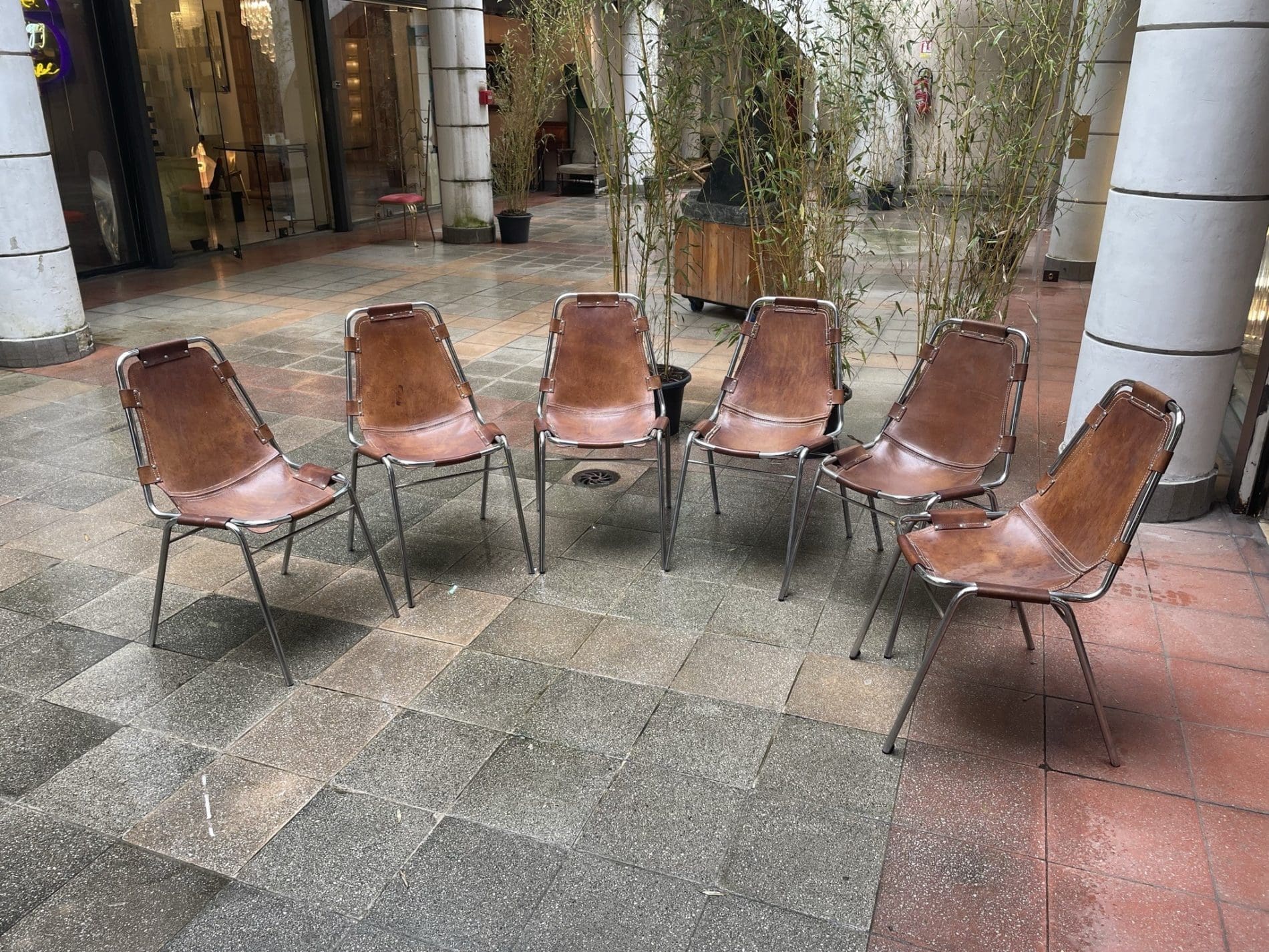 Lot de 6 Chaises Charlotte Perriand pour Les Arcs – Design Moderniste des Années 60