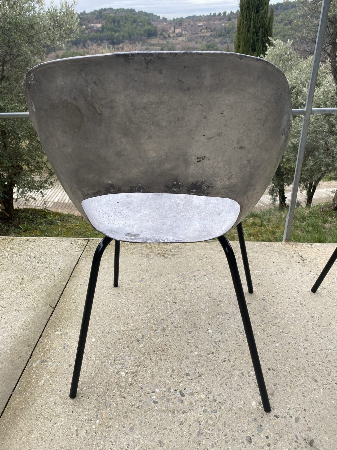 Chaises Tulipe de Pierre Guariche 1954 | Aluminium & Métal Laqué Noir