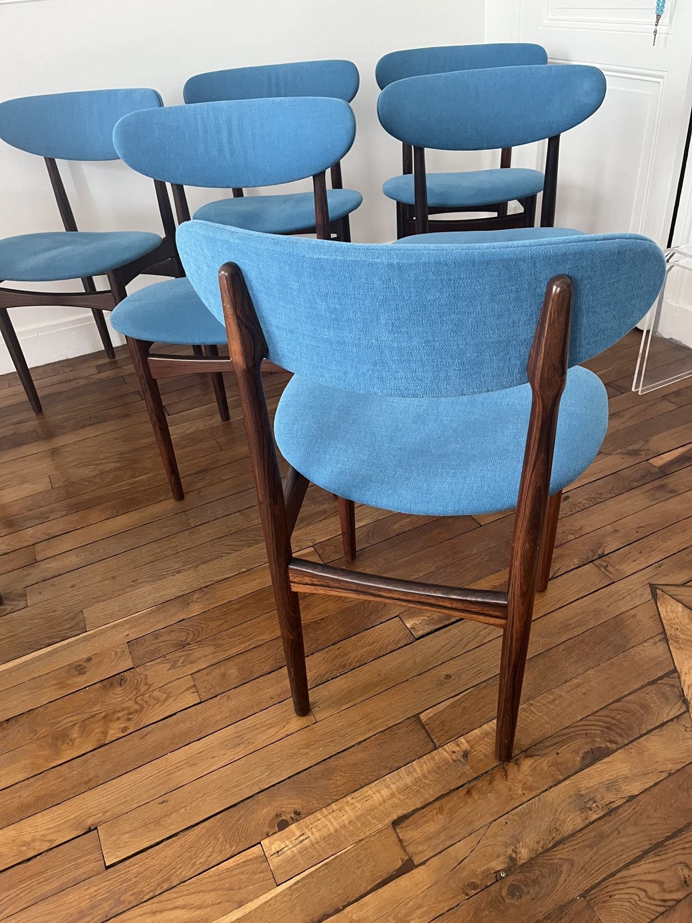 Ensemble de 6 Chaises –  Ib Kofod Larsen – Palissandre de Rio, 1971