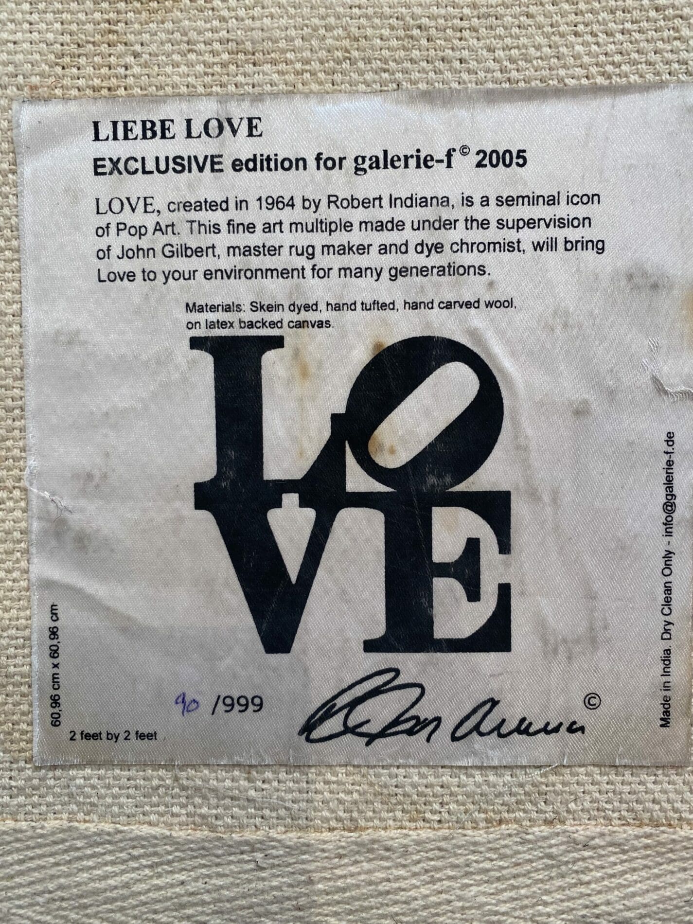 Édition Limitée: Tapis LOVE de Robert Indiana