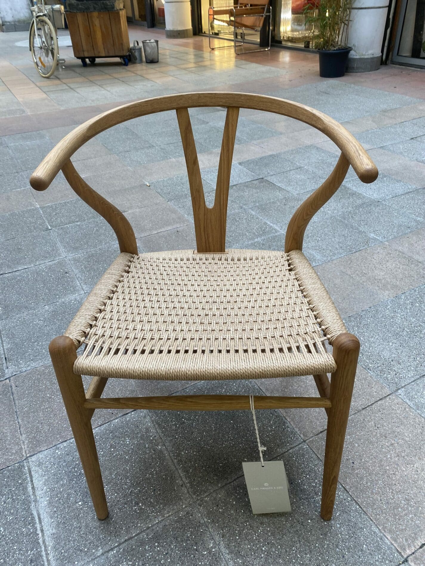 Hans J.Wegner – CH24 Wishbone Chair (1950) – Neuf avec Emballage
