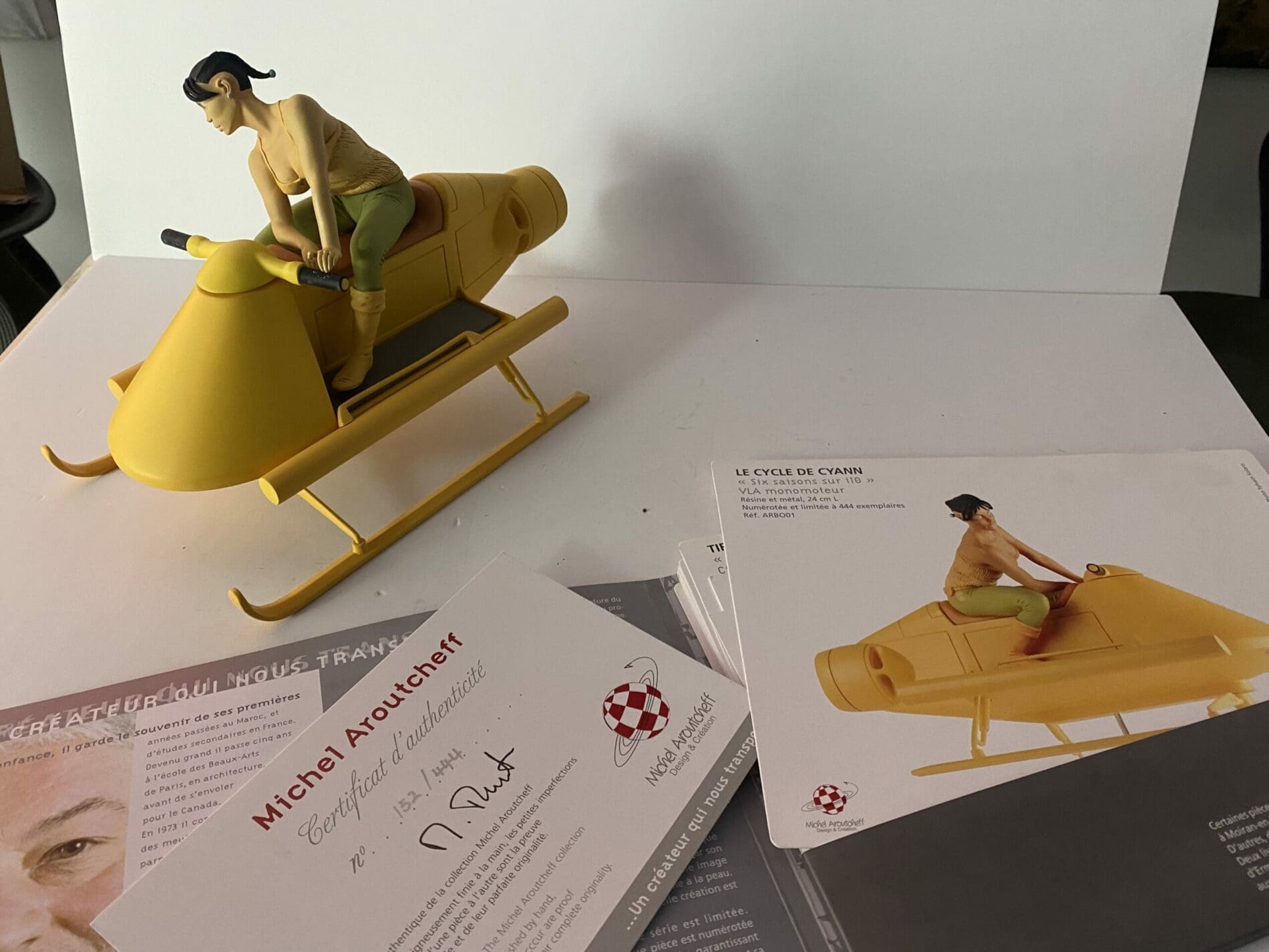 ARBO01 Le Cycle de Cyann – VLA Monomoteur par Michel Aroutcheff
