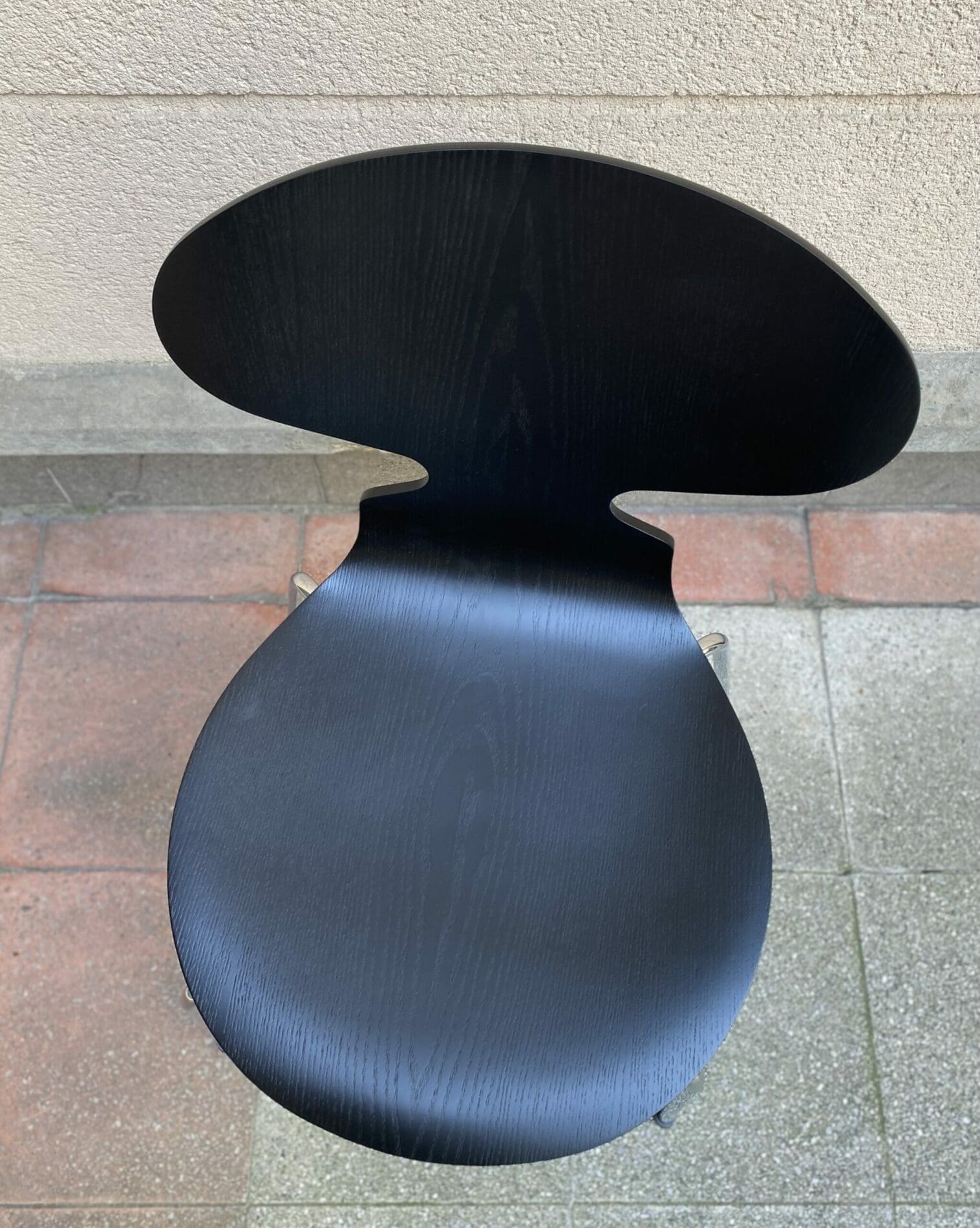 Paire de Chaises Fourmi™ de Fritz Hansen : Double Icône du Design Scandinave