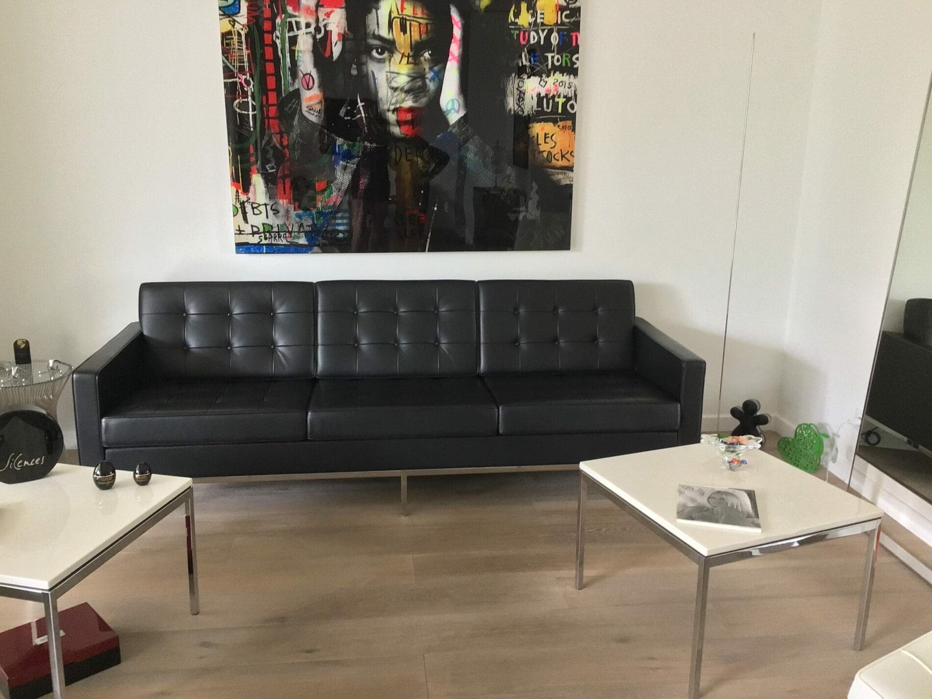 Tables Basses Florence Knoll en Acier Chromé et Marbre Blanc – 2012