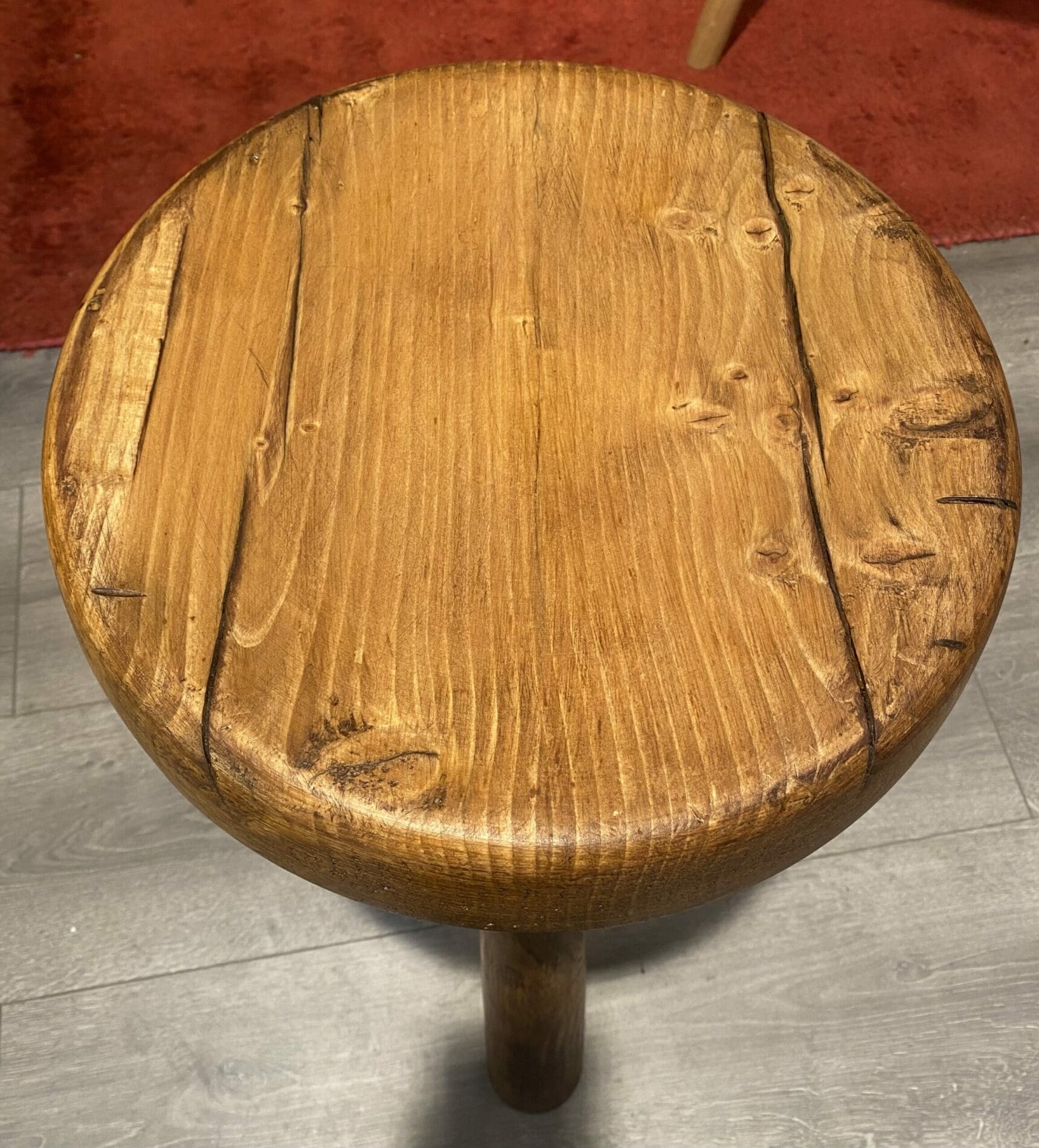 Tabouret Tripode en Pin par Charlotte Perriand – Les Arcs, Années 1960 (2)