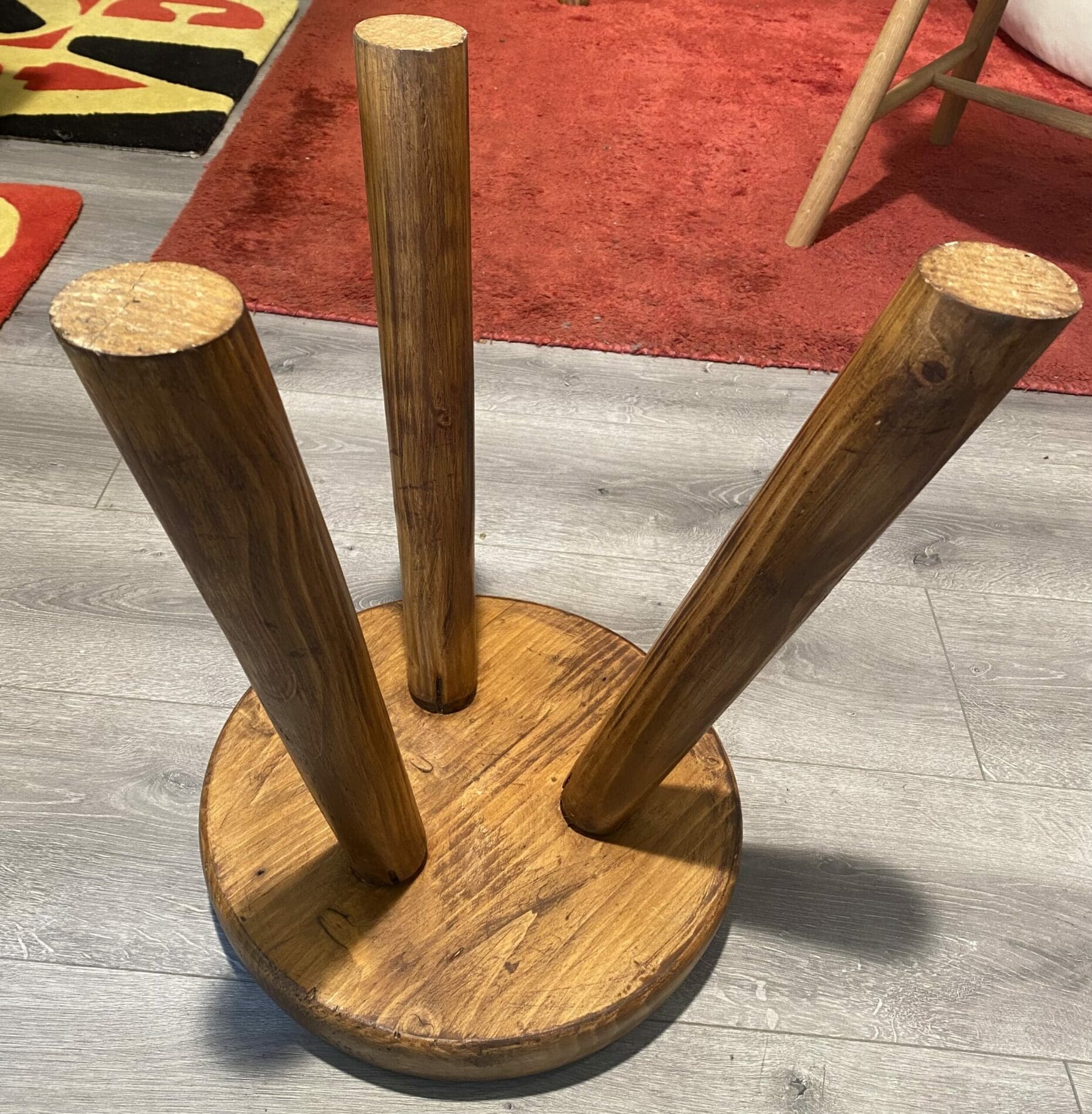 Tabouret Tripode en Pin par Charlotte Perriand – Les Arcs, Années 1960 (2)