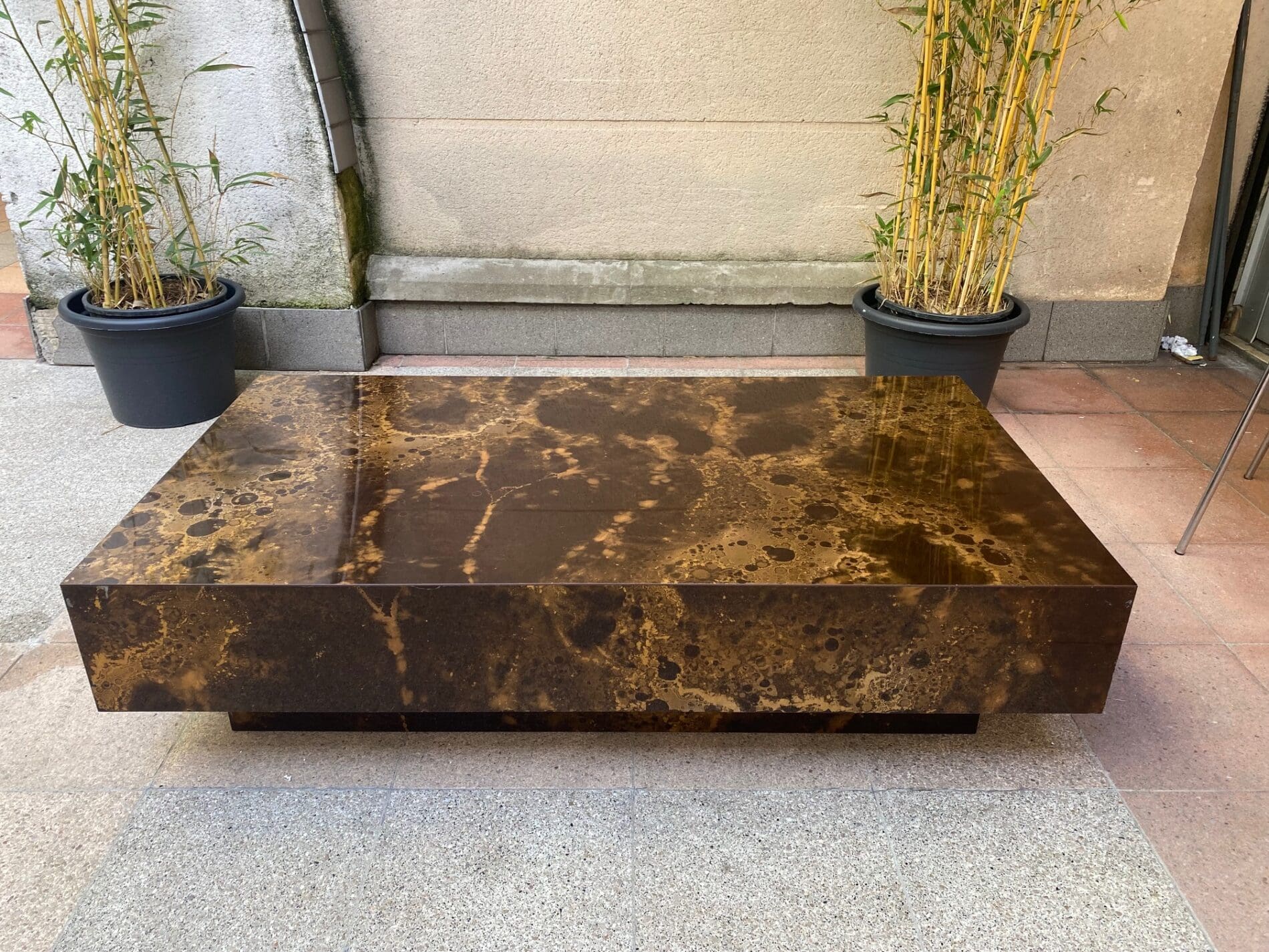 Table Basse « Éruption Solaire » par Guy Lefèvre pour Roche Bobois