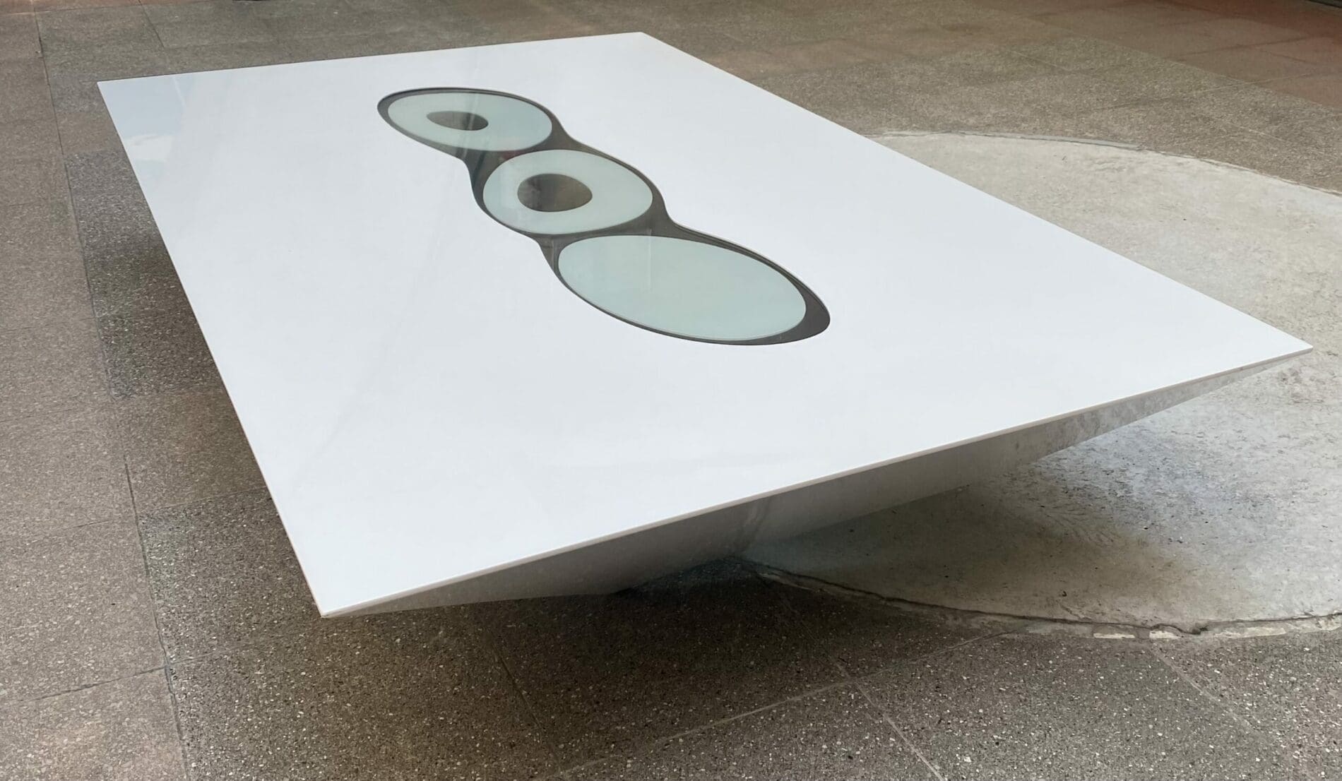 Table Basse Lumineuse Saazs Blanche en Édition Limitée