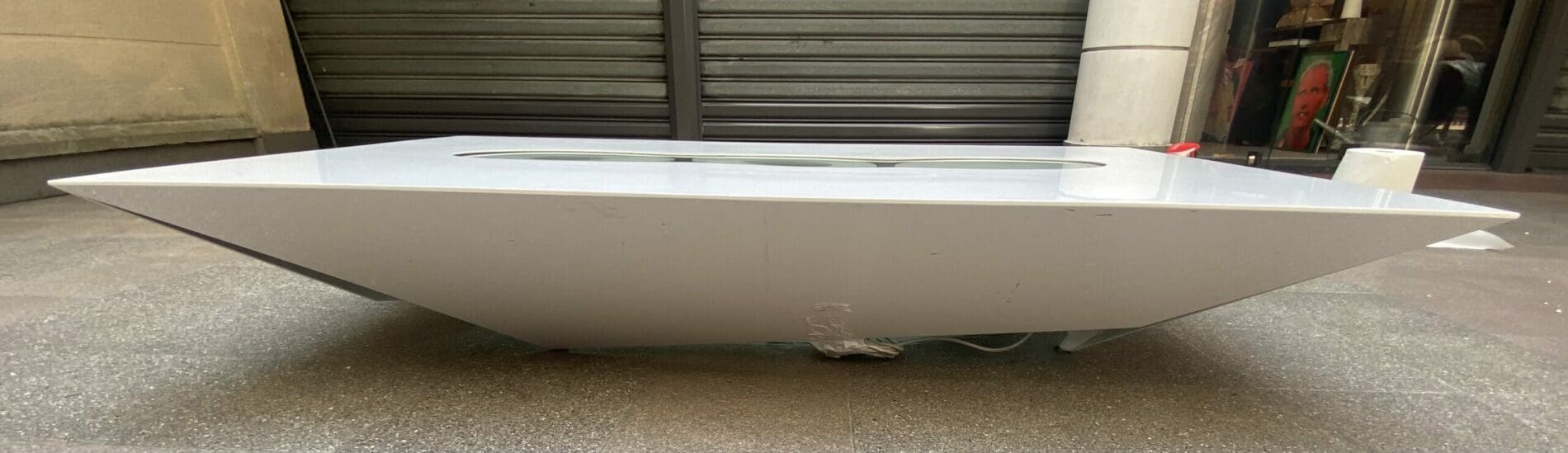 Table Basse Lumineuse Saazs Blanche en Édition Limitée