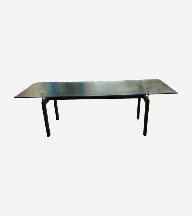 Table LC6 par Le Corbusier : Un Chef-d’œuvre de Design Moderniste et d’Innovation