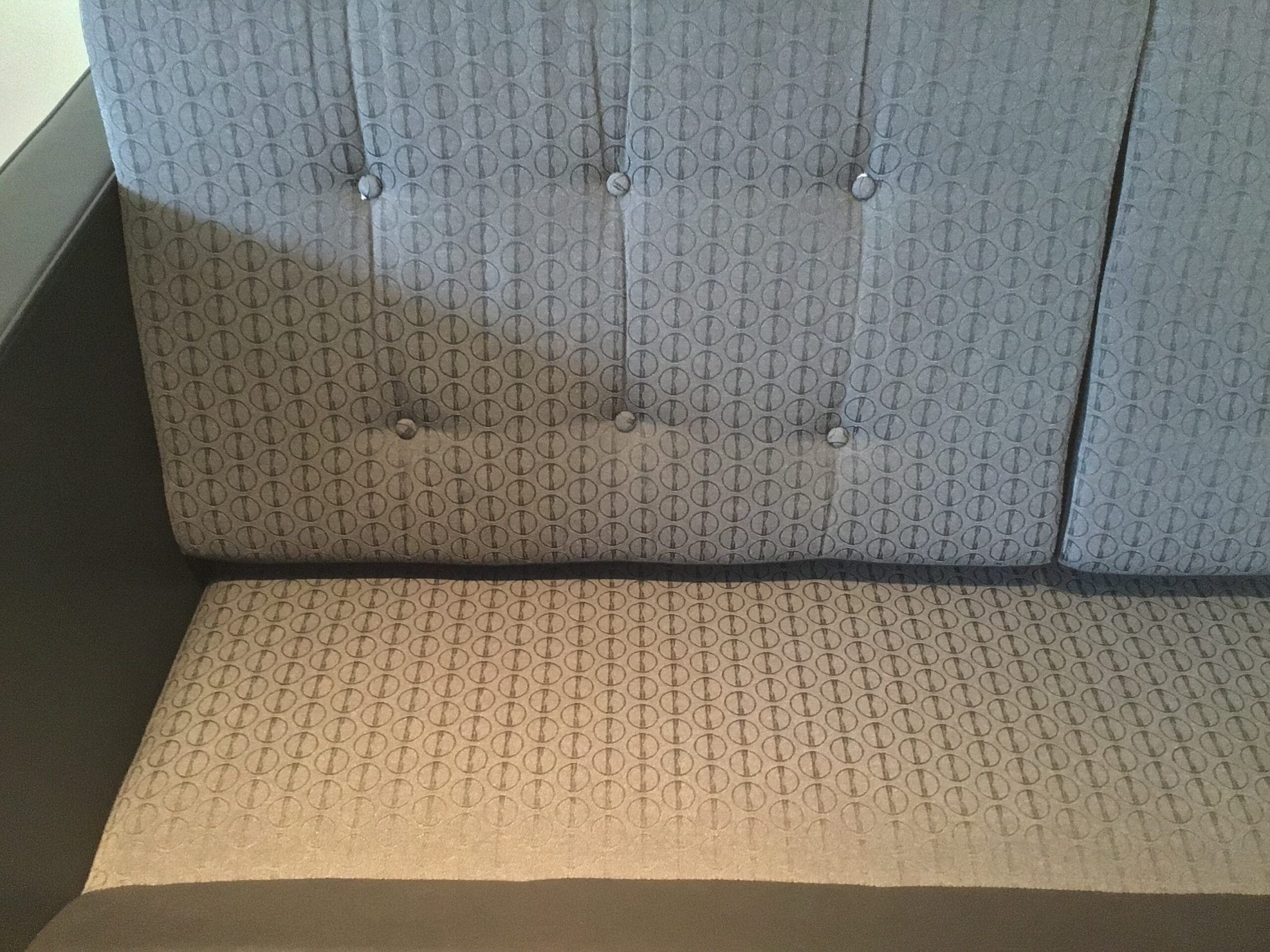 Canapé Florence Knoll en Cuir « Sabrina » Noir – Occasion Rare (2012)