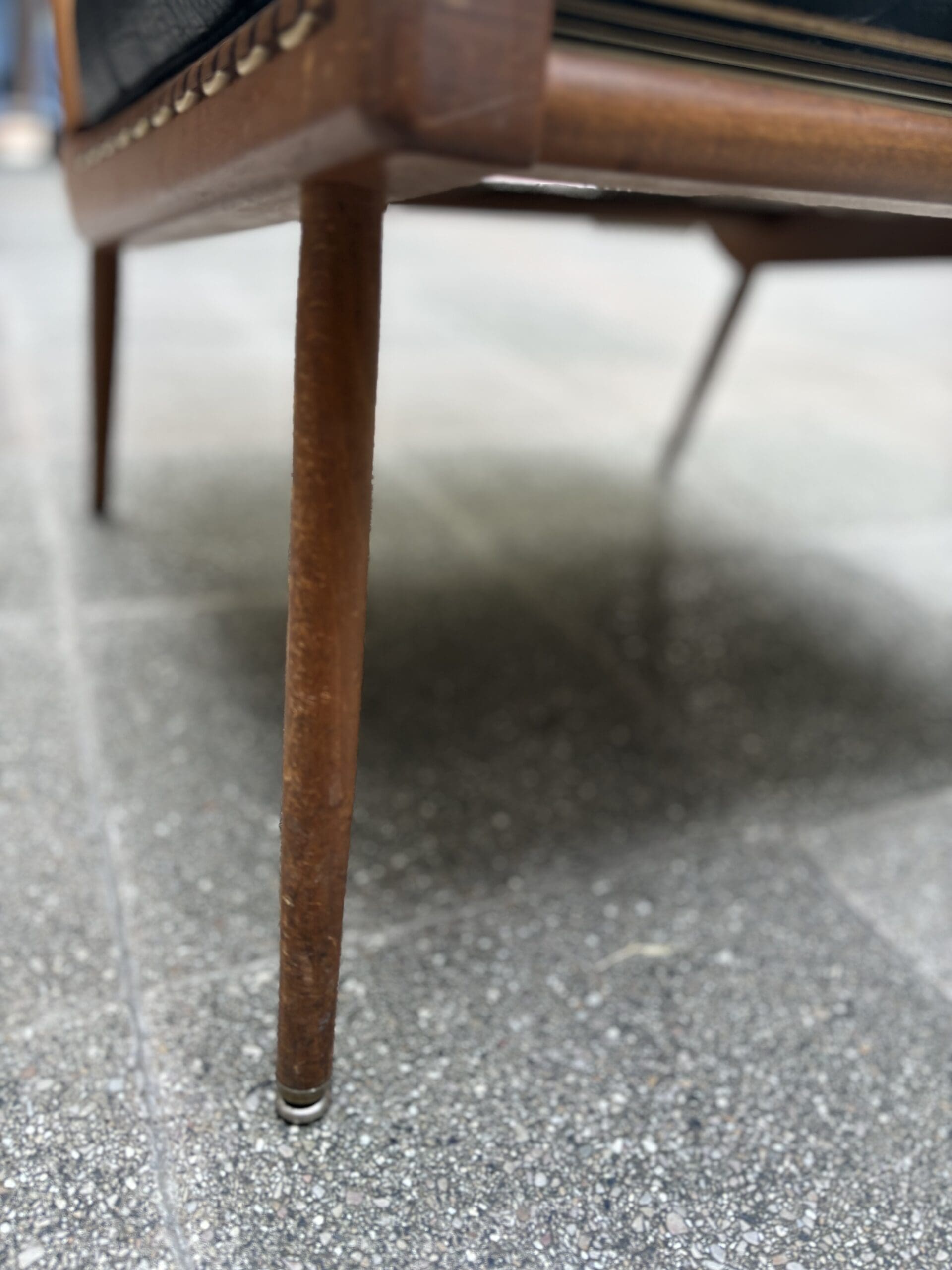 Fauteuil / Chauffeuse par Georges Tigien – Édition SIAM
