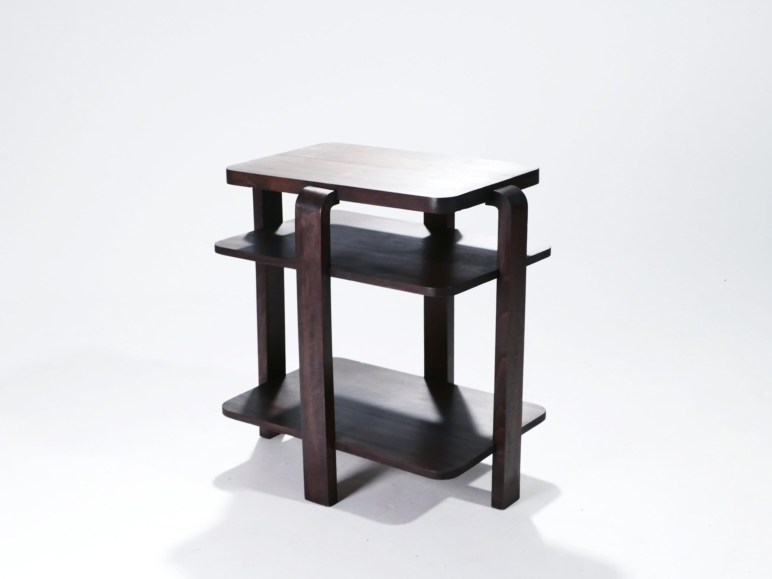 Table d’appoint moderniste en acajou des années 1940 – Art déco français