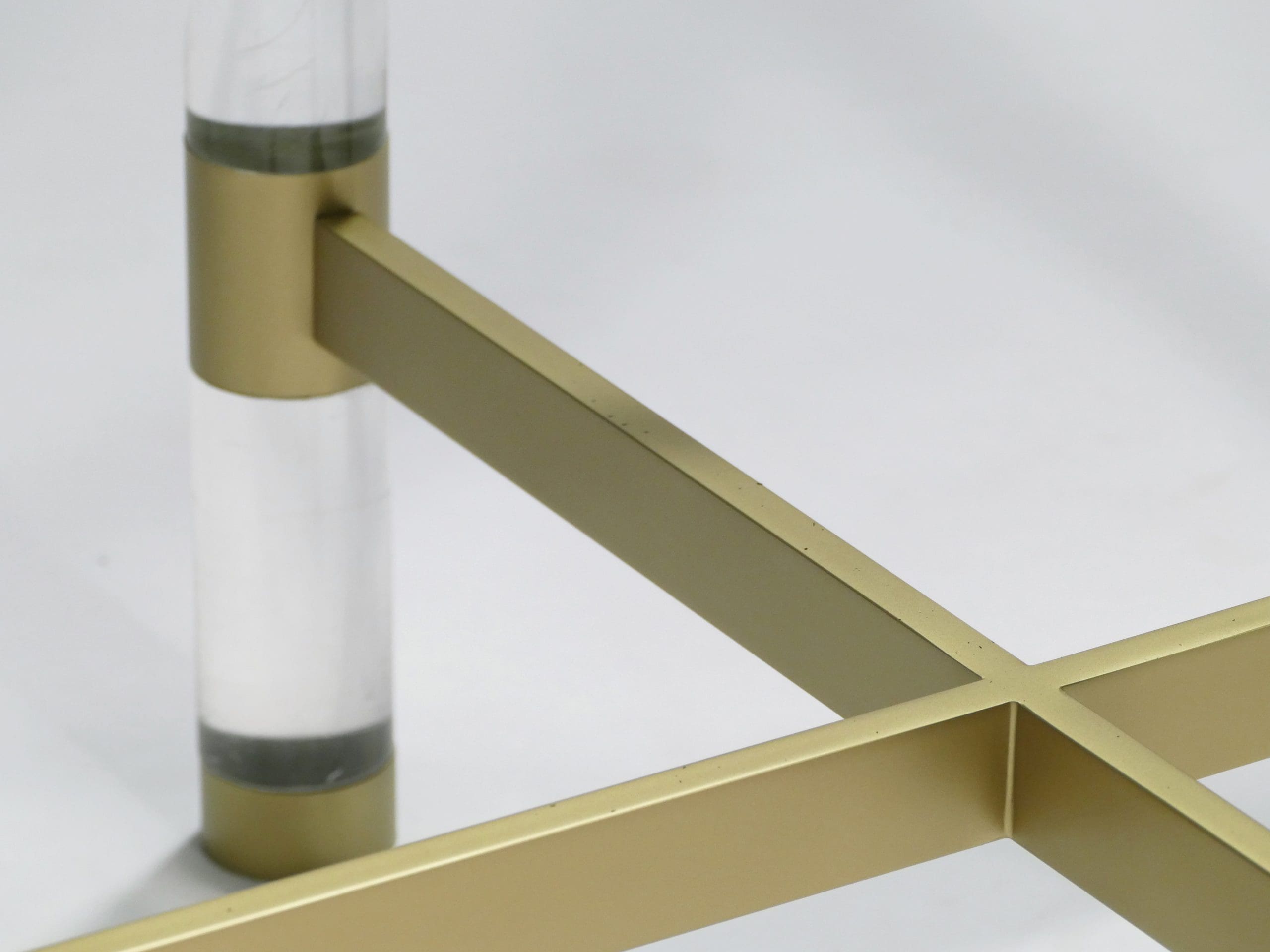 Table de salle à manger Sandro Petti en laiton et lucite pour Metalarte, années 1970