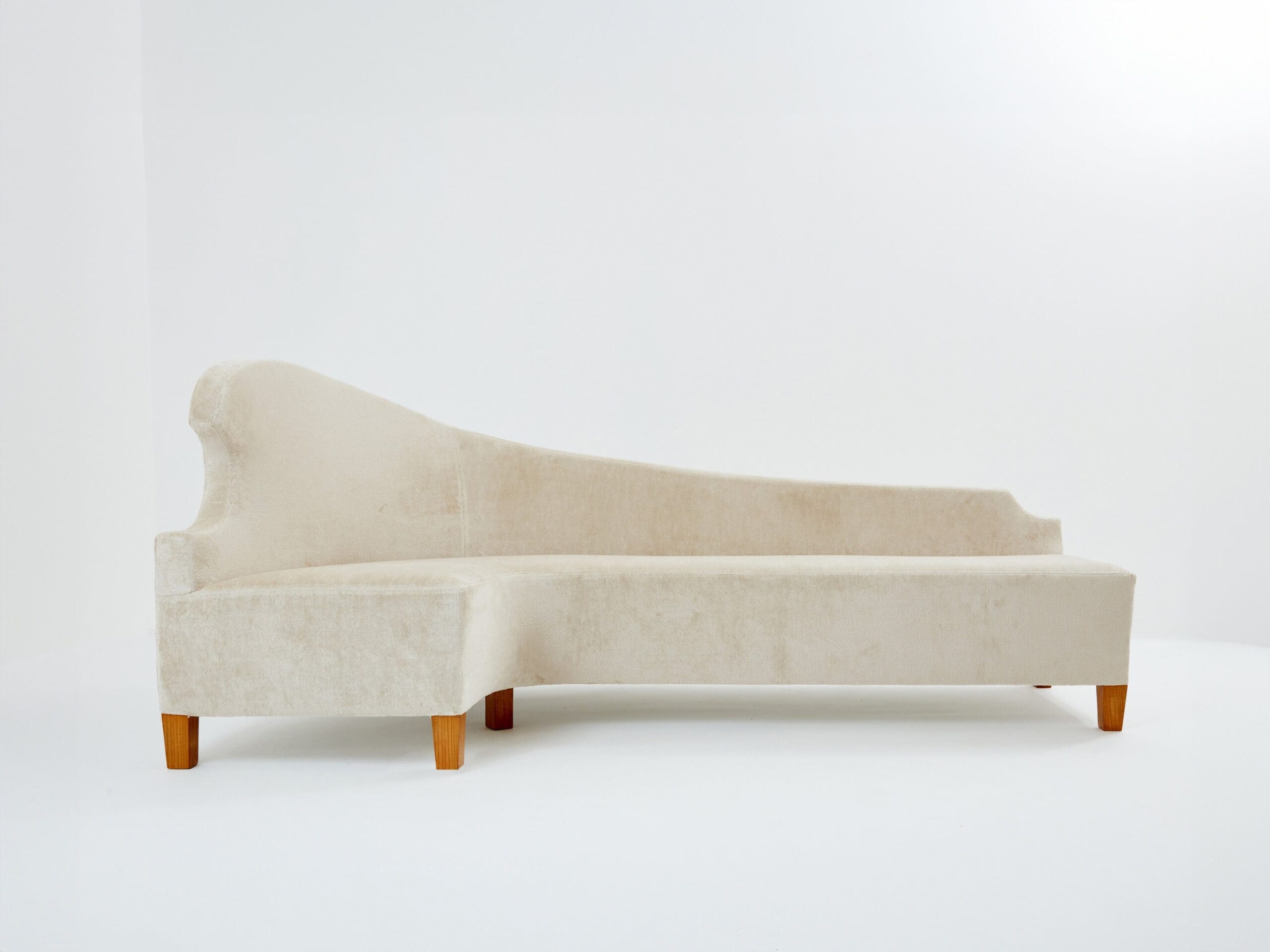 Canapé Courbe en Velours de Lin par Cesare Lacca des Années 1950